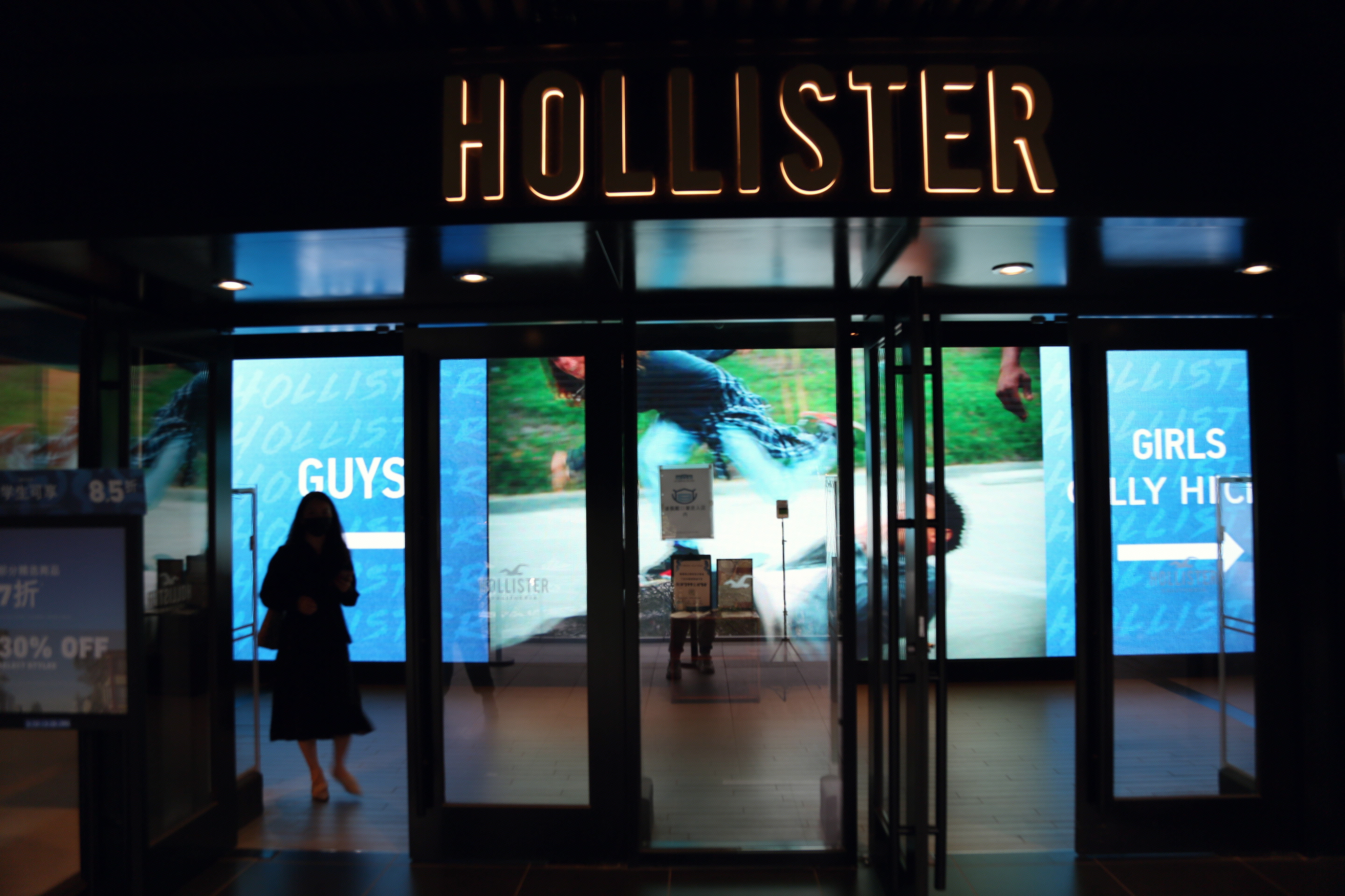 HOLLISTER GILLY HICKS  服装 服饰 时尚品牌