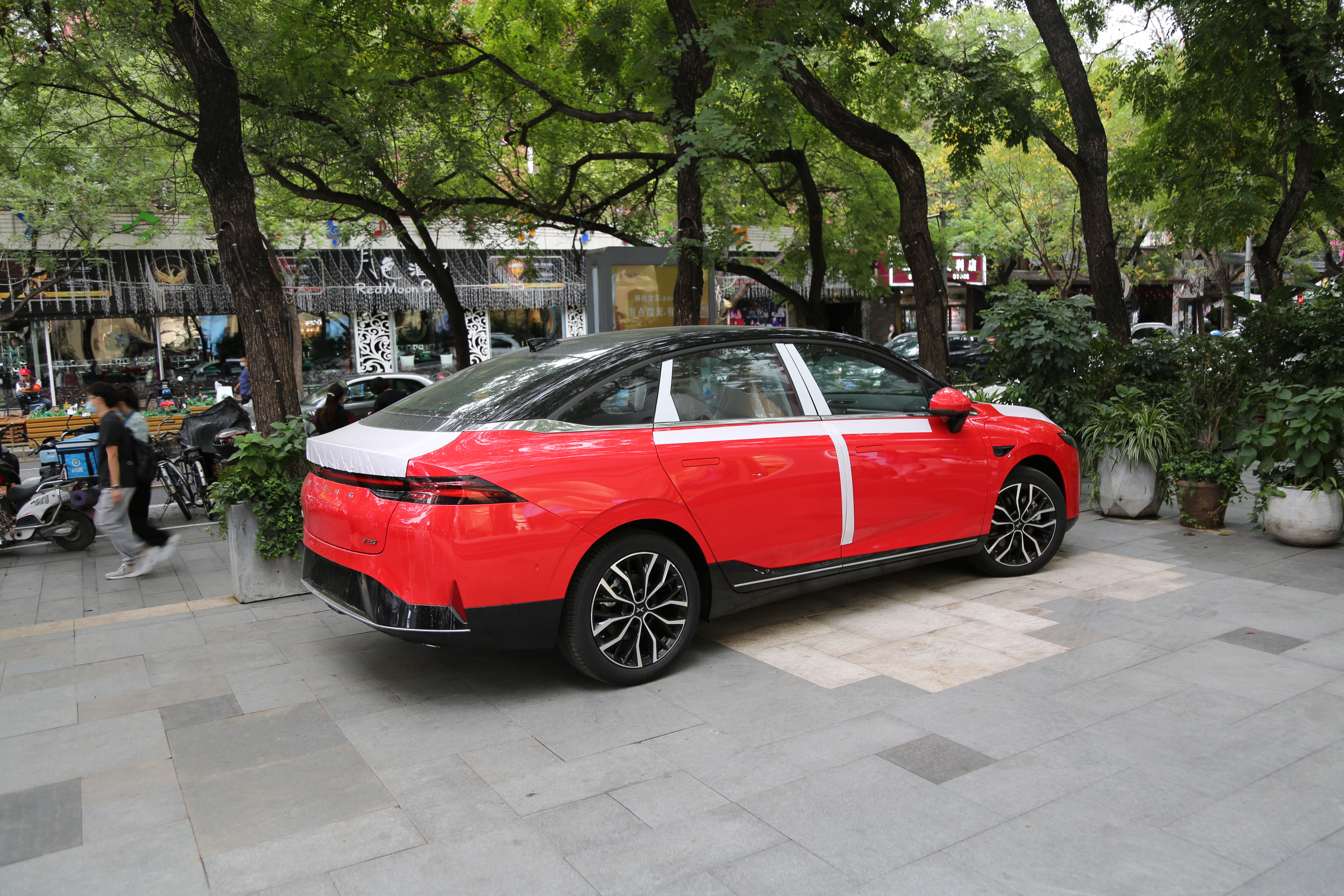 小鹏电动车 xiaopeng 新能源汽车