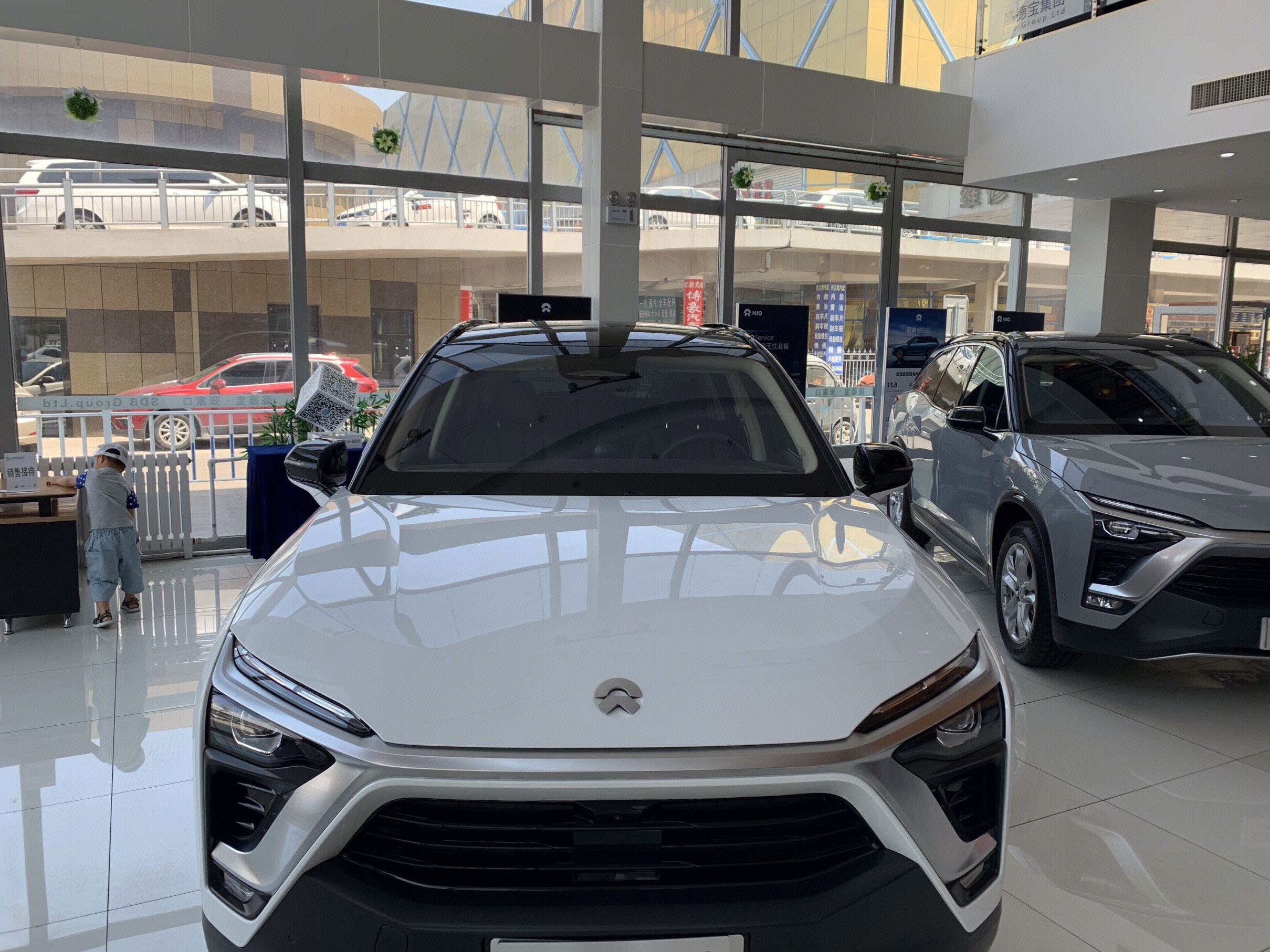 蔚来 nio 电动车 新能源