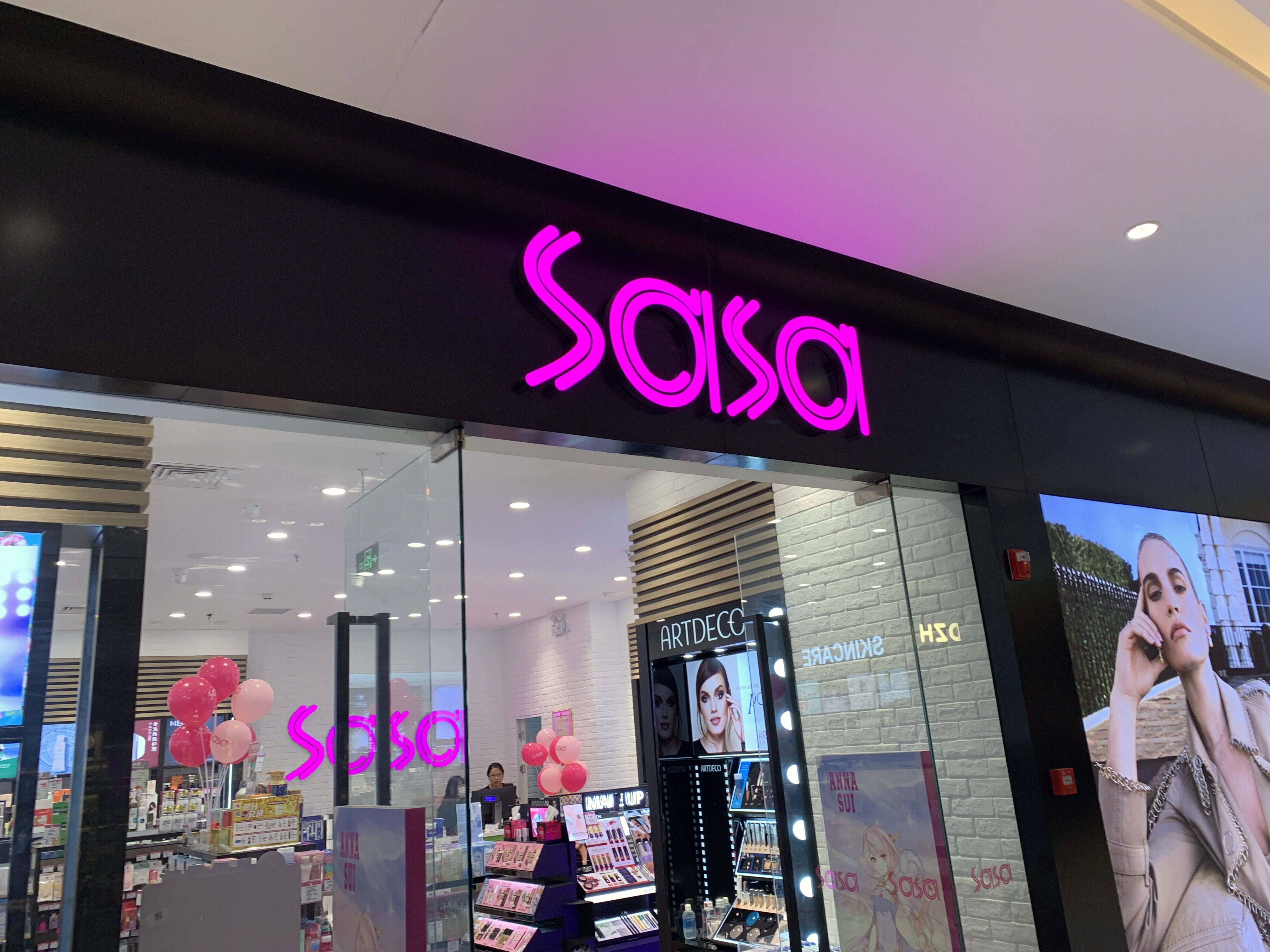 Sasa  莎莎  美妆 化妆品