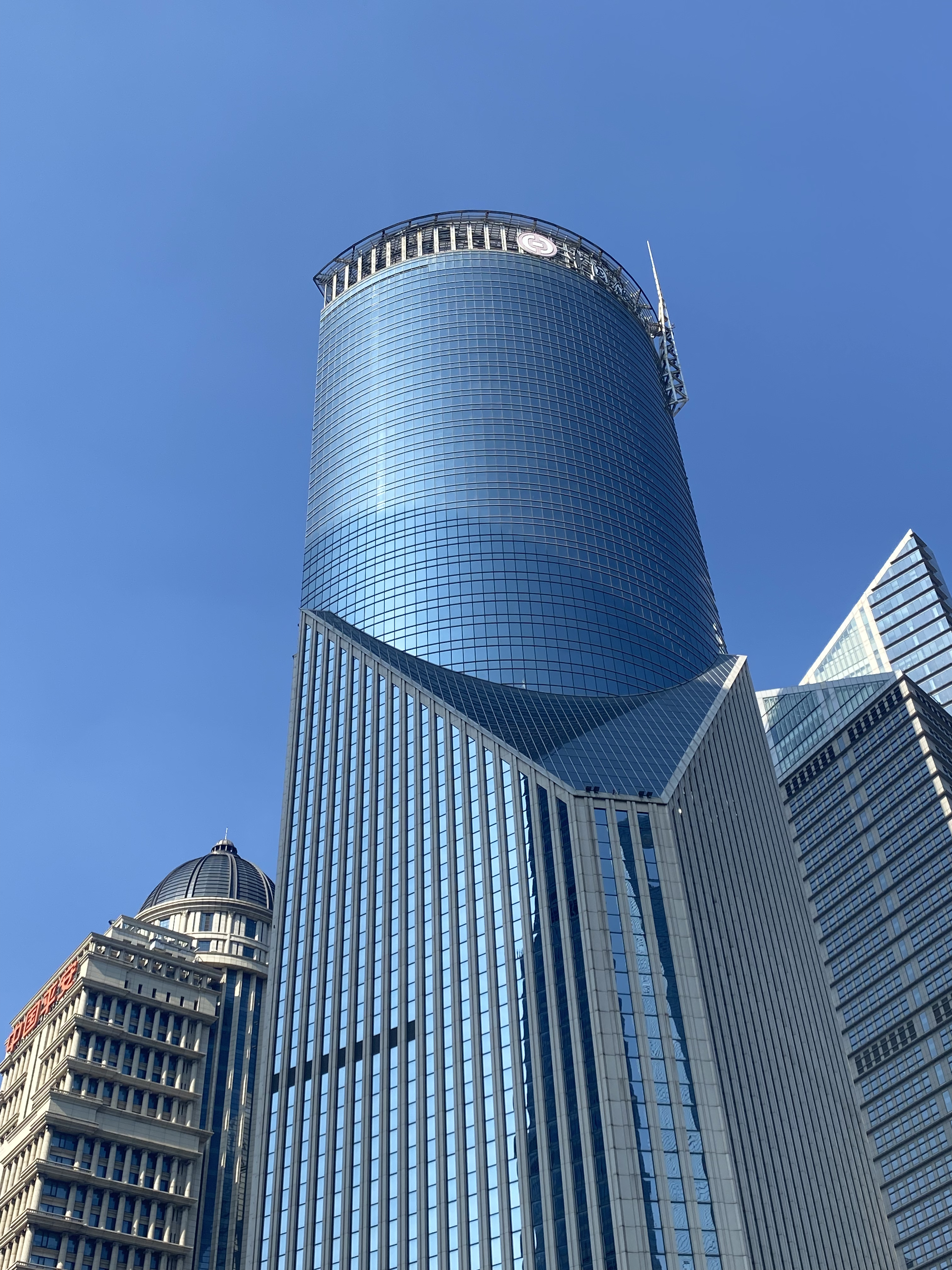 陆家嘴 浦东 金融区 写字楼 高楼 大厦 上海 城市