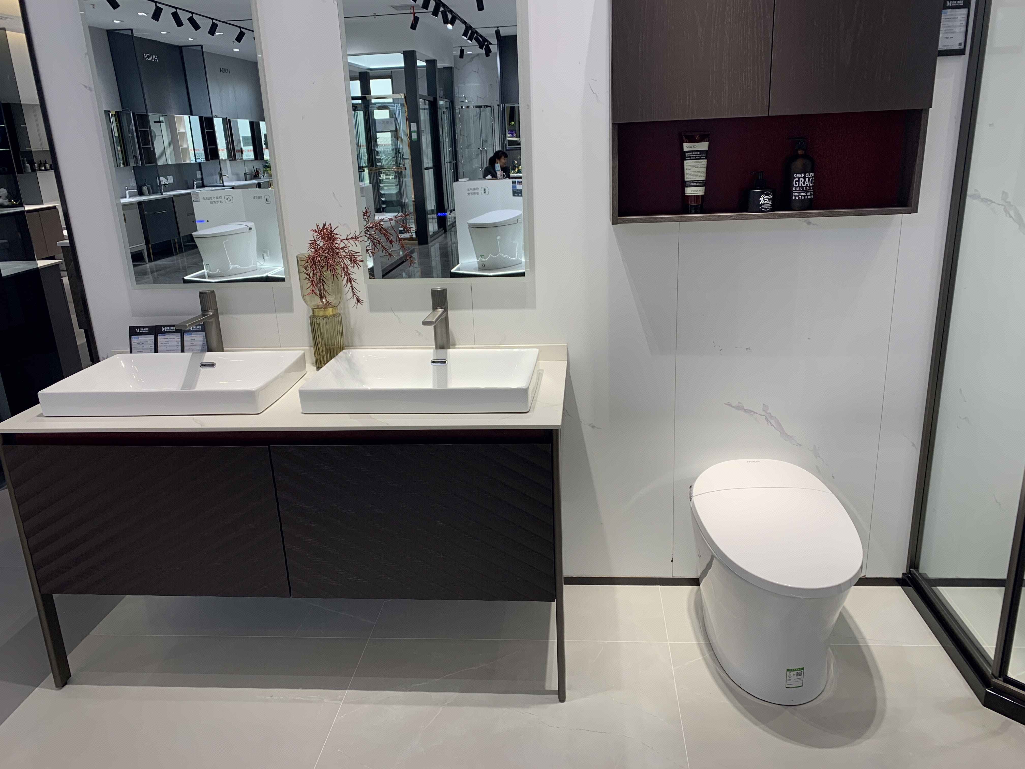 卫生间 洗面池 马桶 智能马桶 装修