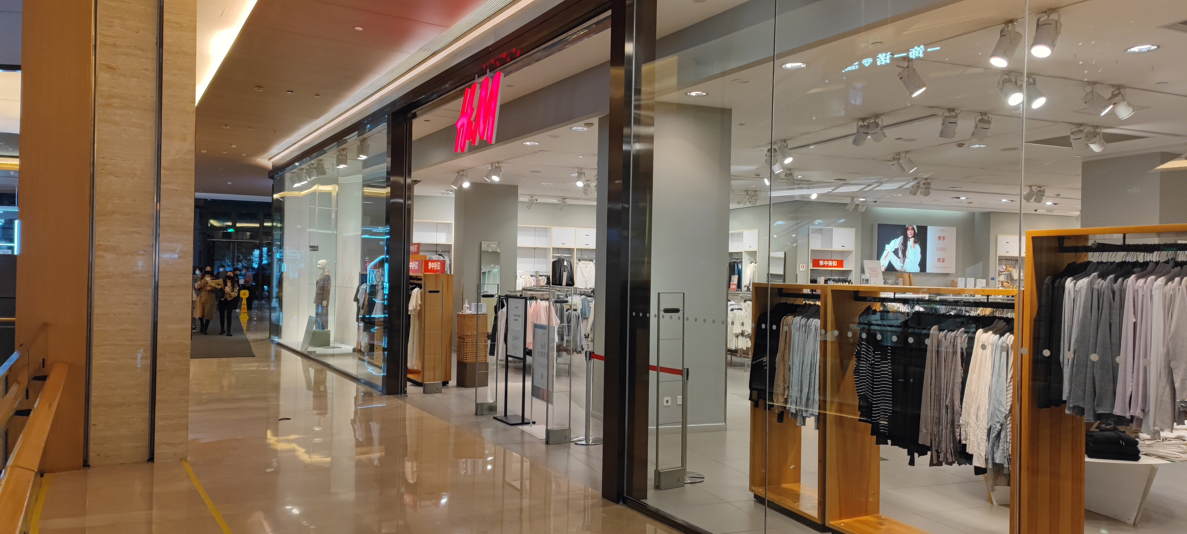 HM 服装  服饰  快消