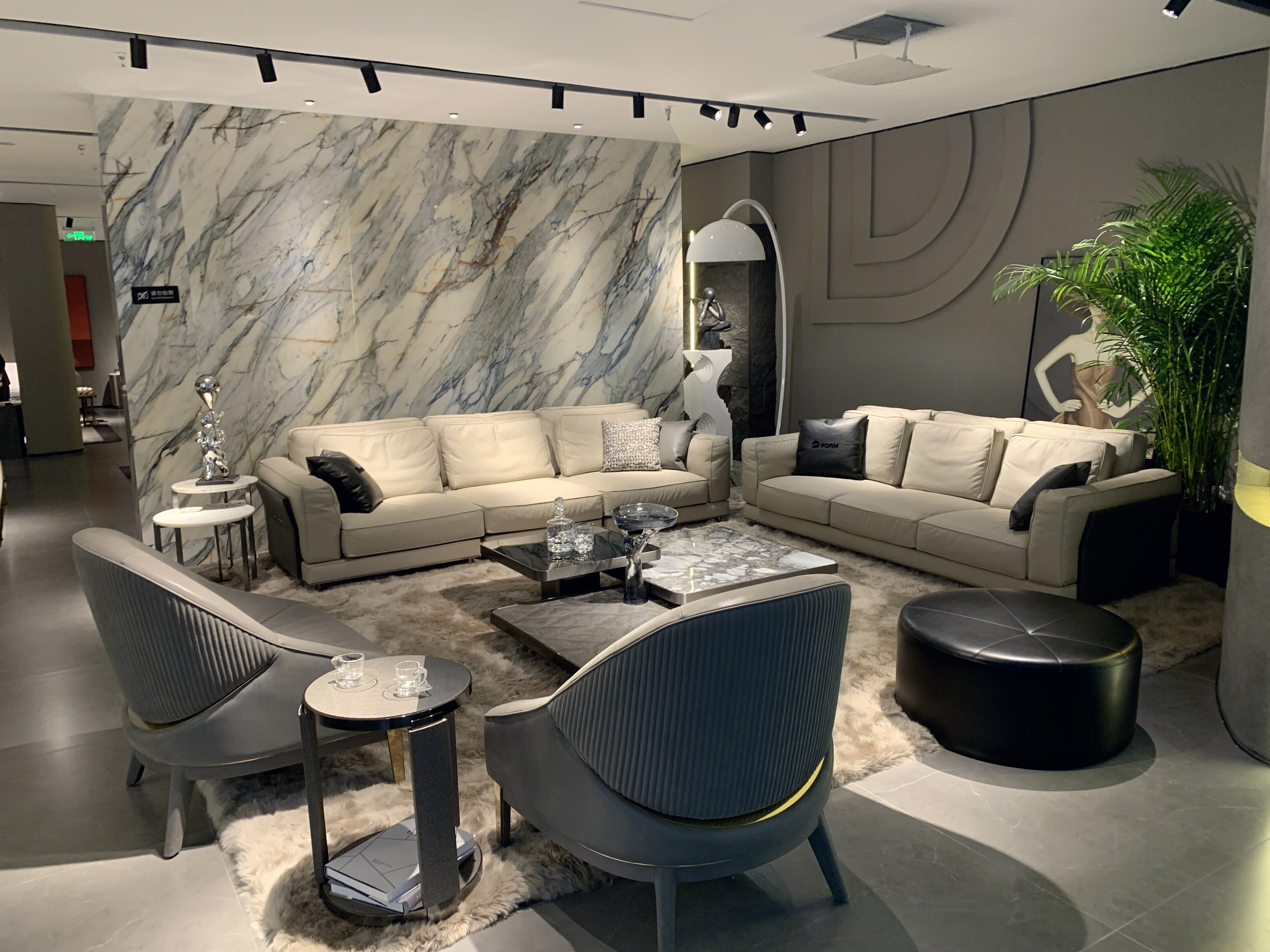 沙发 客厅布局 装修家具