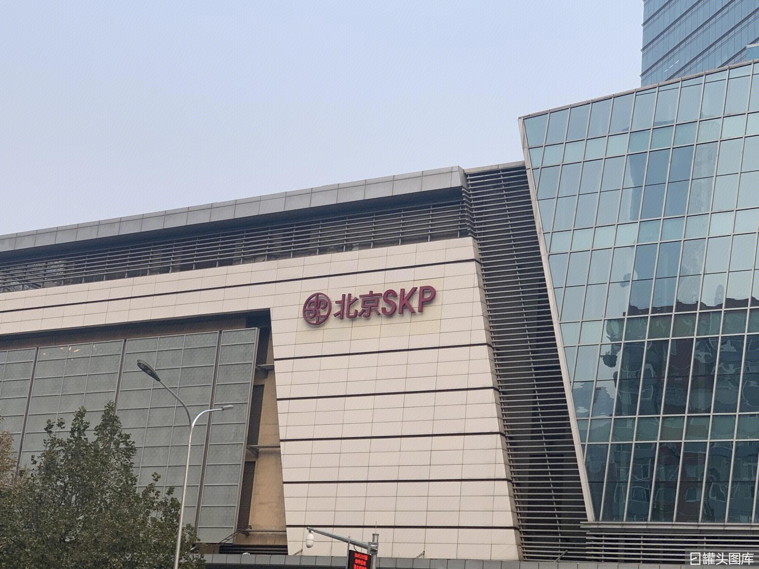 北京华联购物中心 商场 BHG 超市-罐头图库