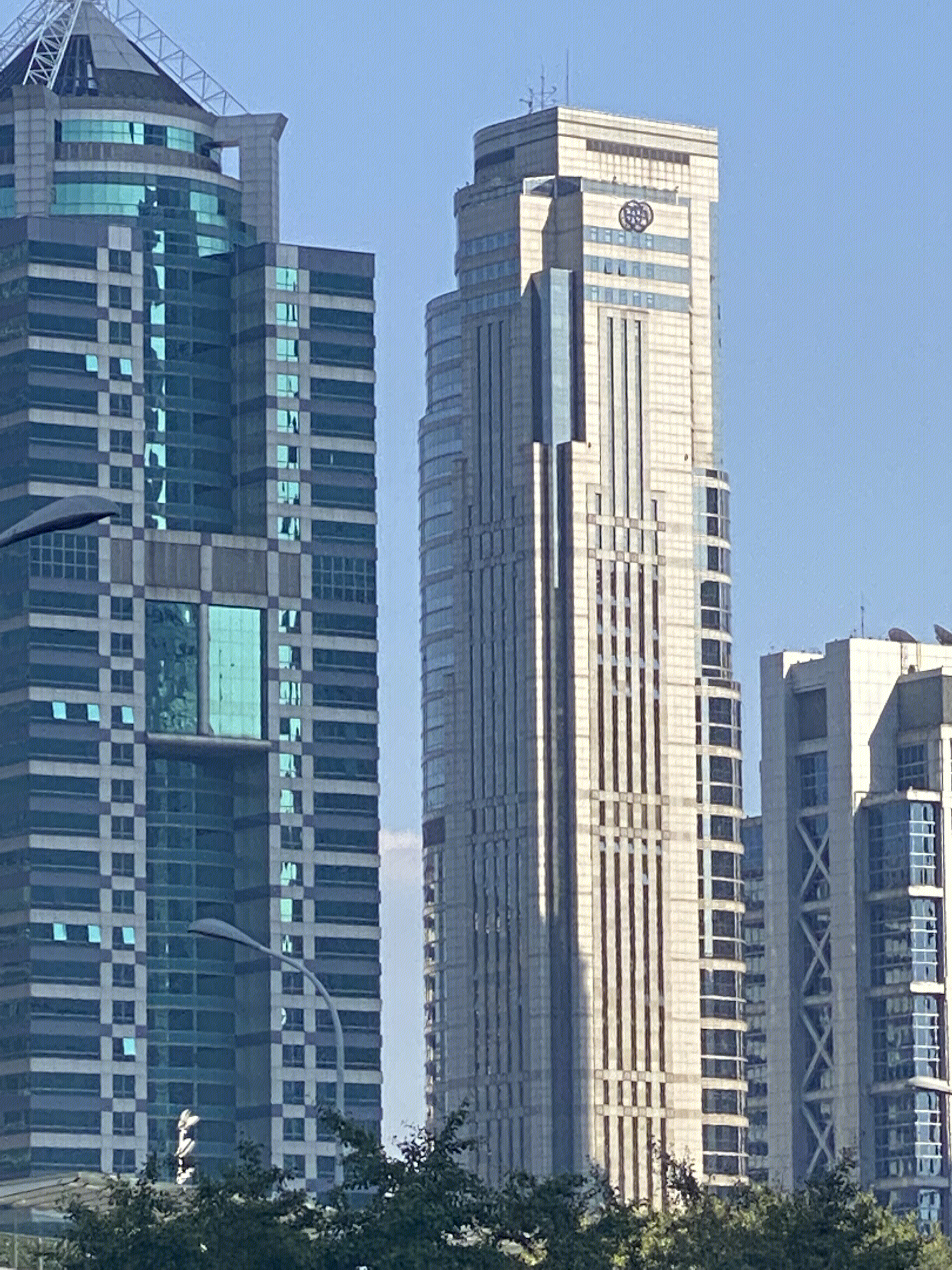 陆家嘴 浦东 金融区 写字楼 高楼 大厦 上海 城市