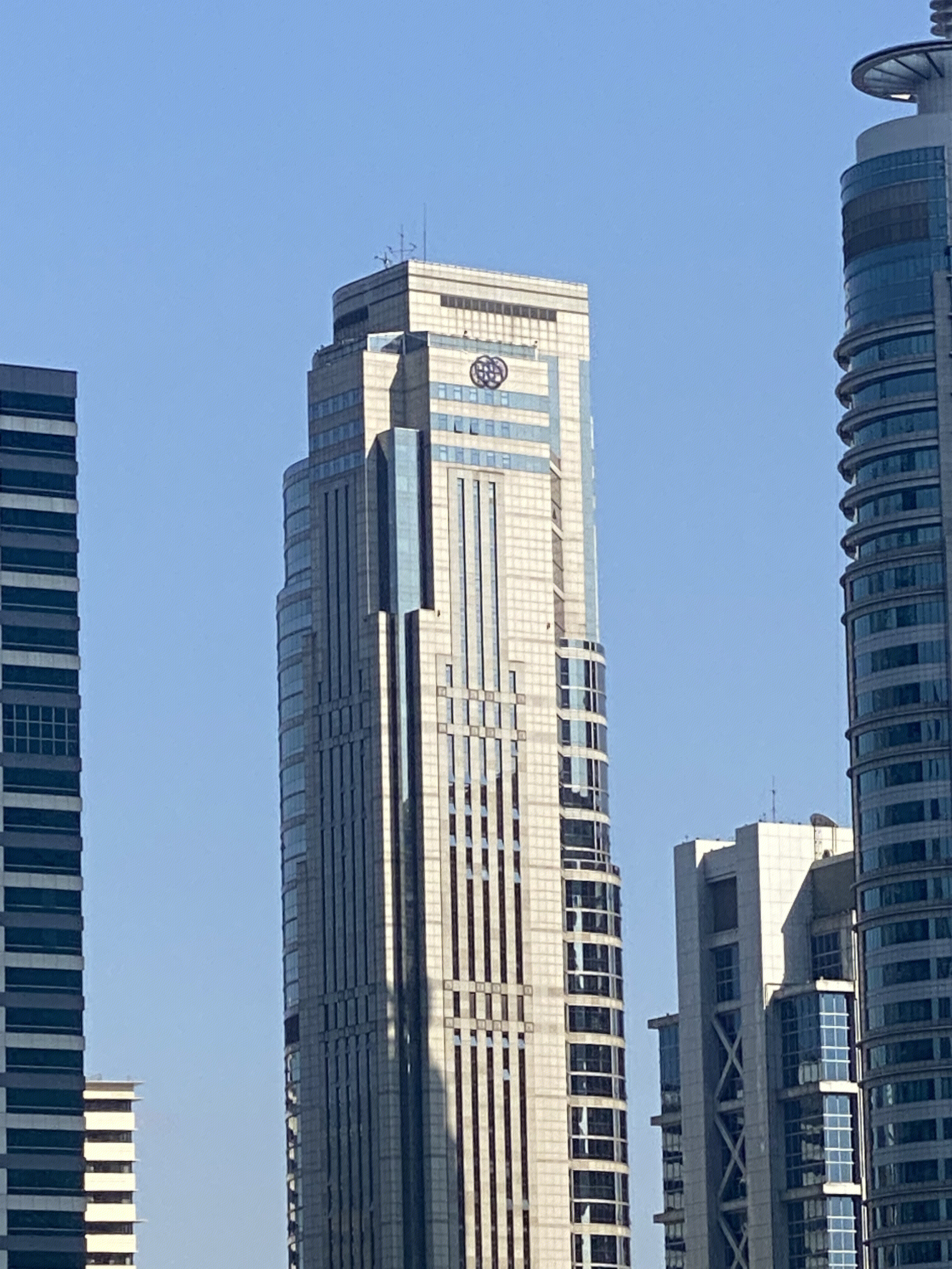 陆家嘴 浦东 金融区 写字楼 高楼 大厦 上海 城市