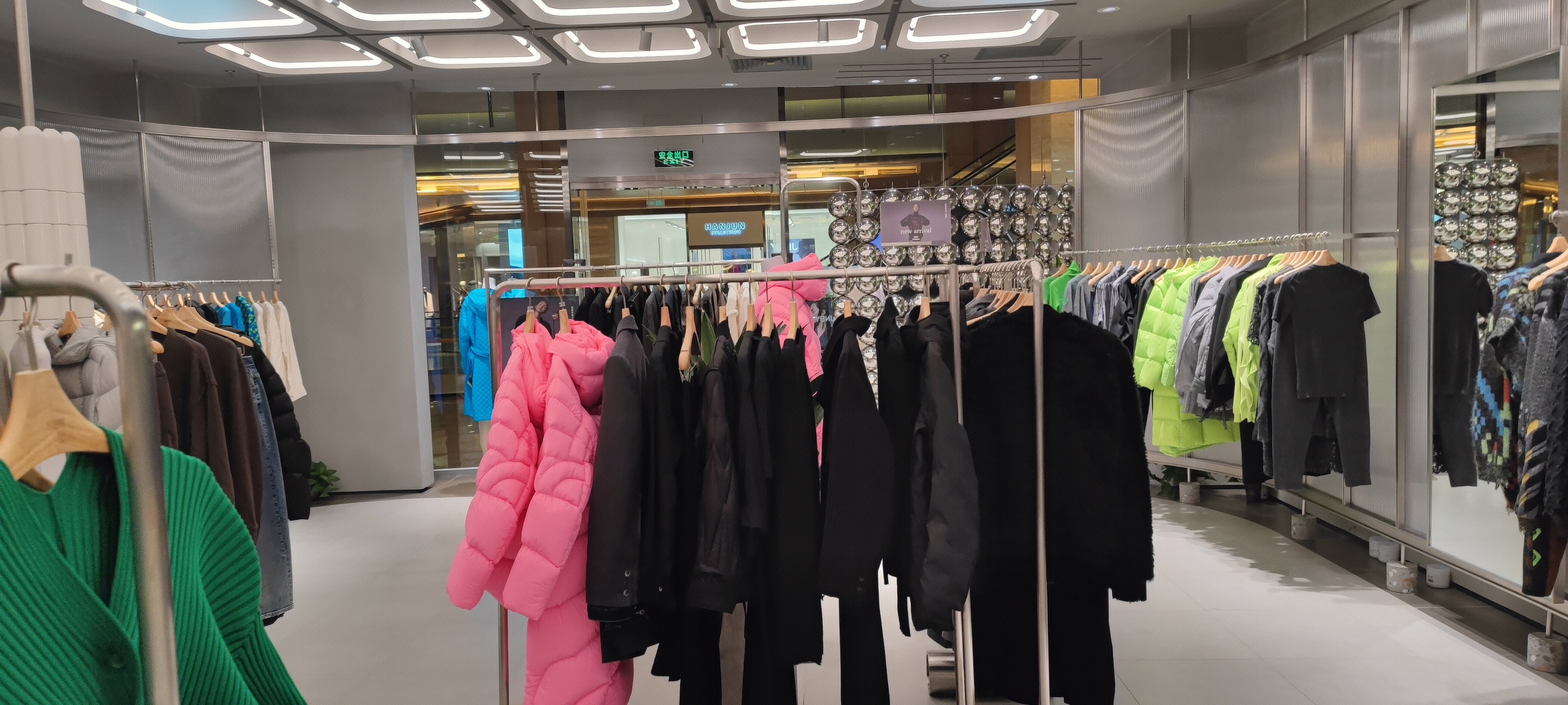 江南布衣 JNBY 服装 服饰 时尚品牌