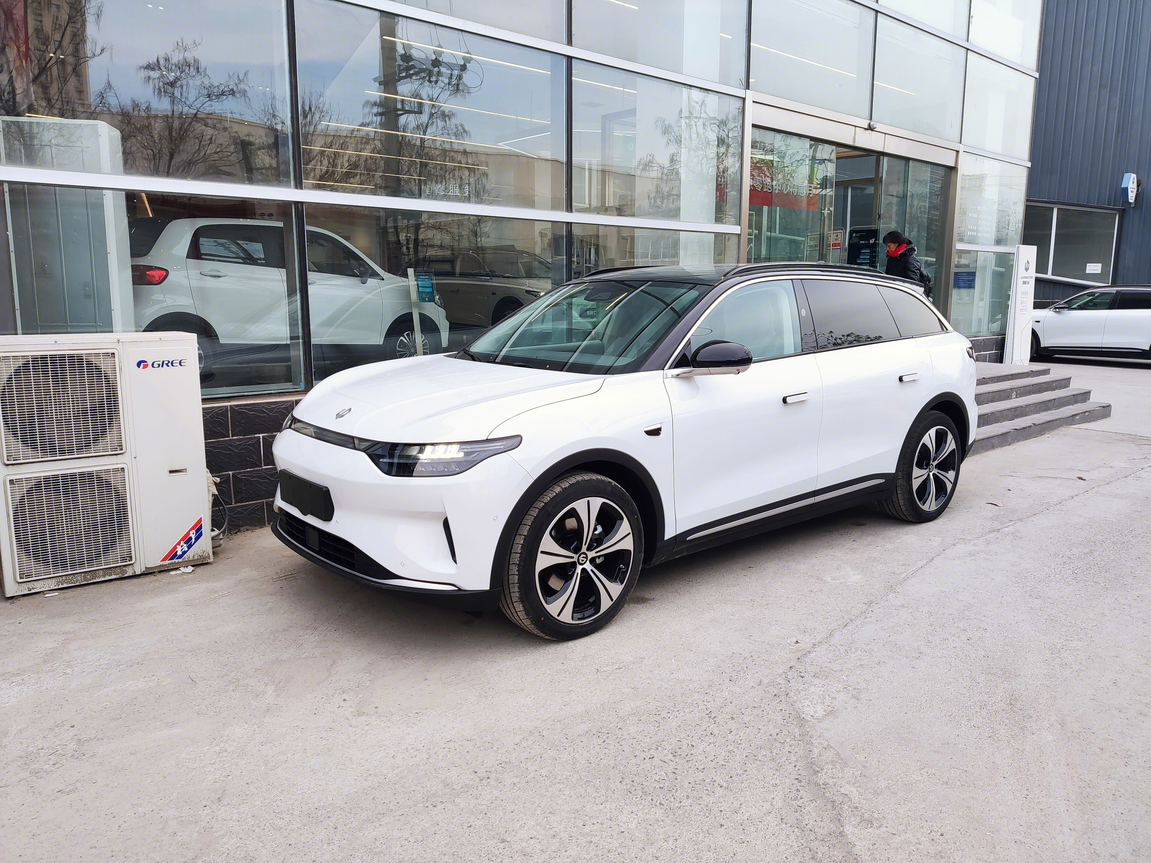 零跑汽车 LEAPMOTOR 新能源汽车 电动汽车