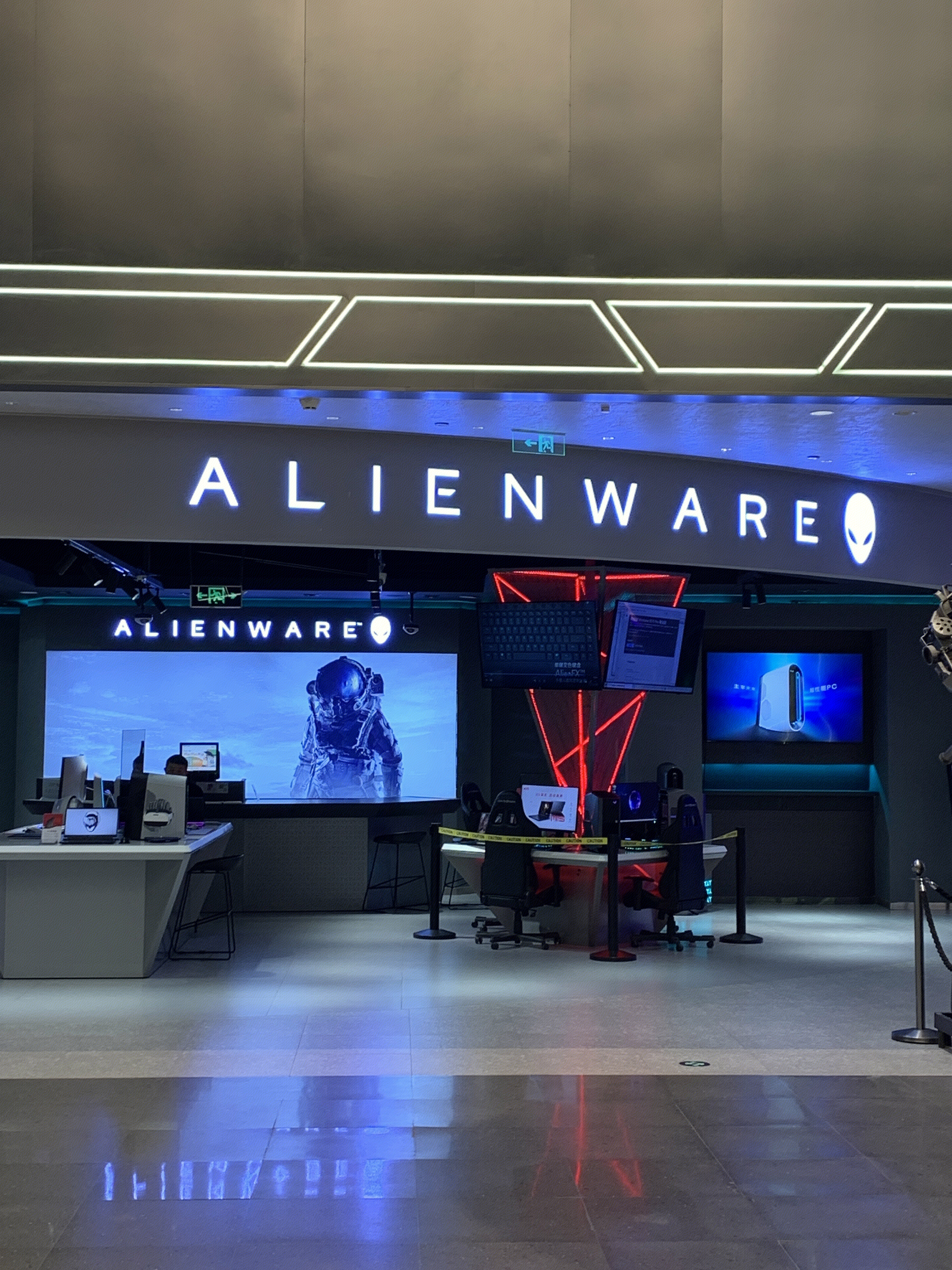 ALIENWARE  外星人  游戏本  游戏主机