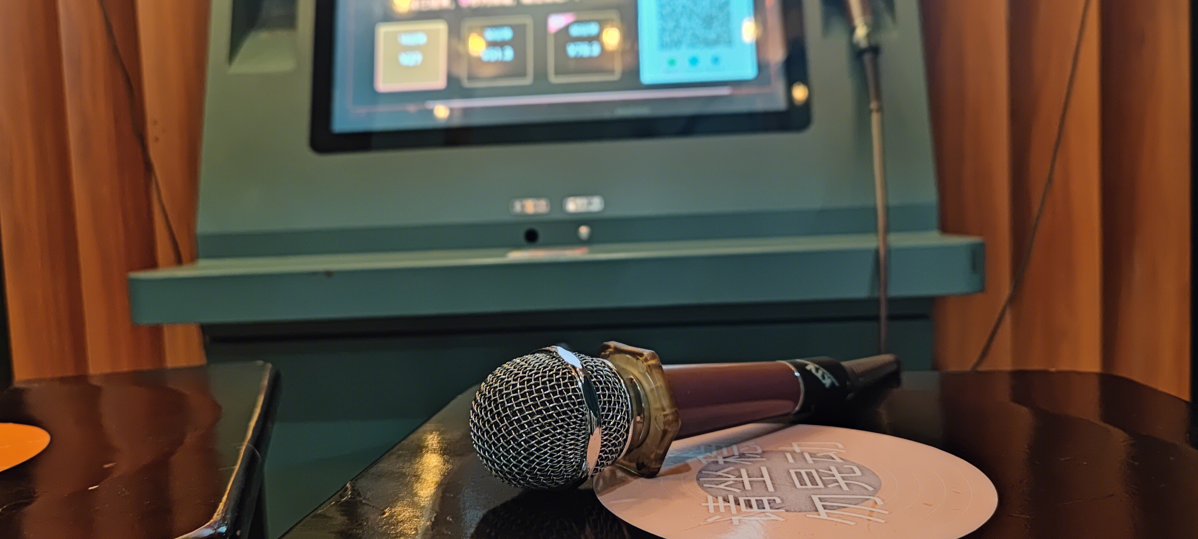 友唱  自助娱乐吧   自助KTV娱乐机