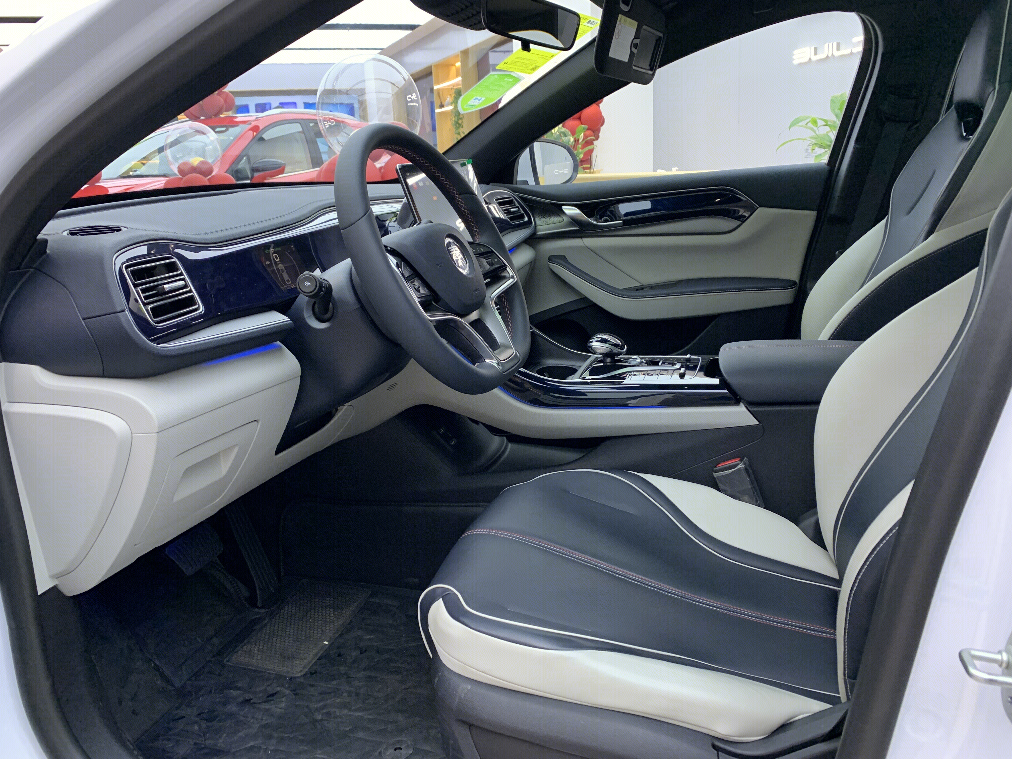 比亚迪 秦 内饰 BYD 电动汽车 新能源汽车