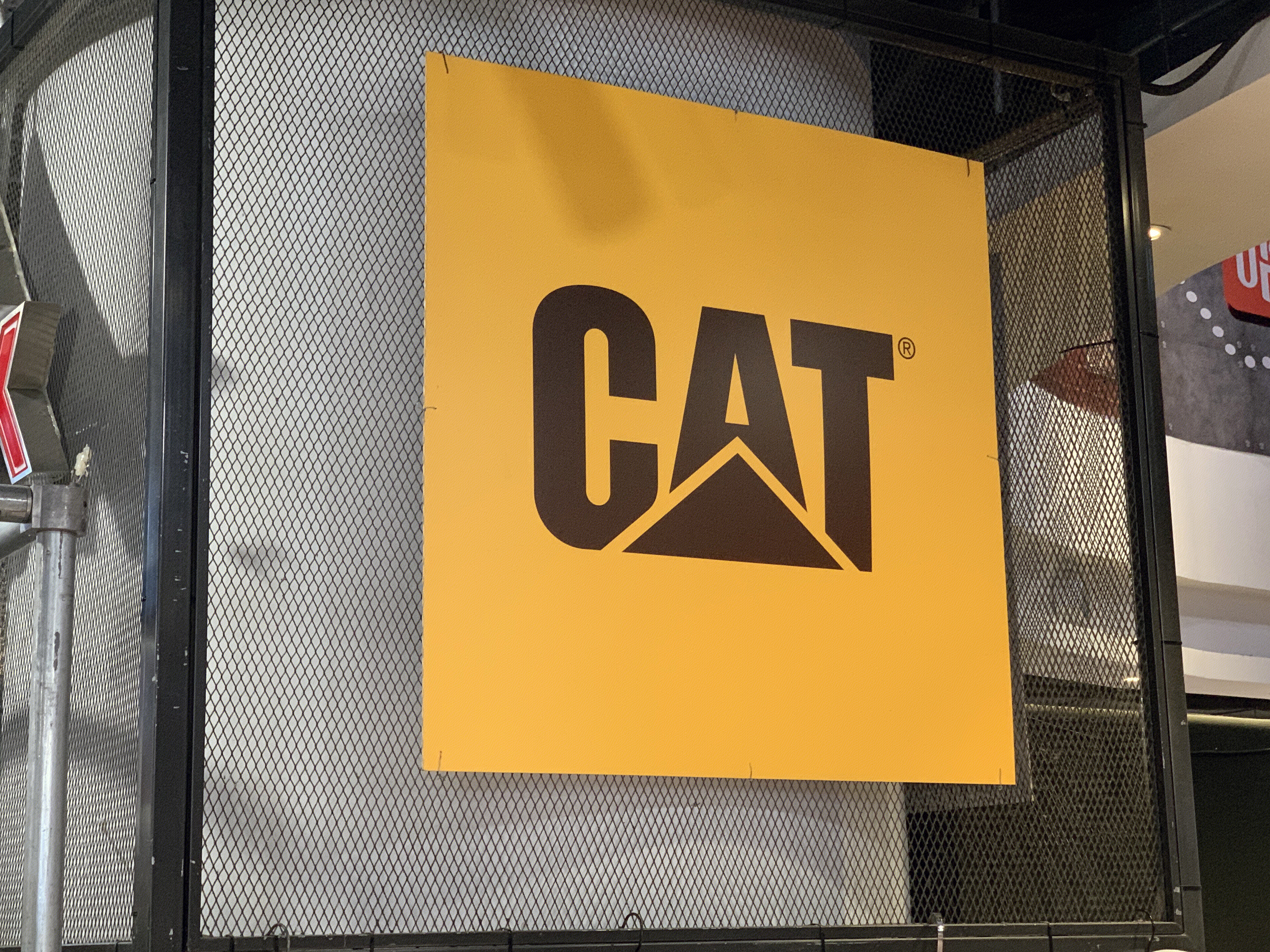 CAT 户外运动 攀登 探险 服装 服饰