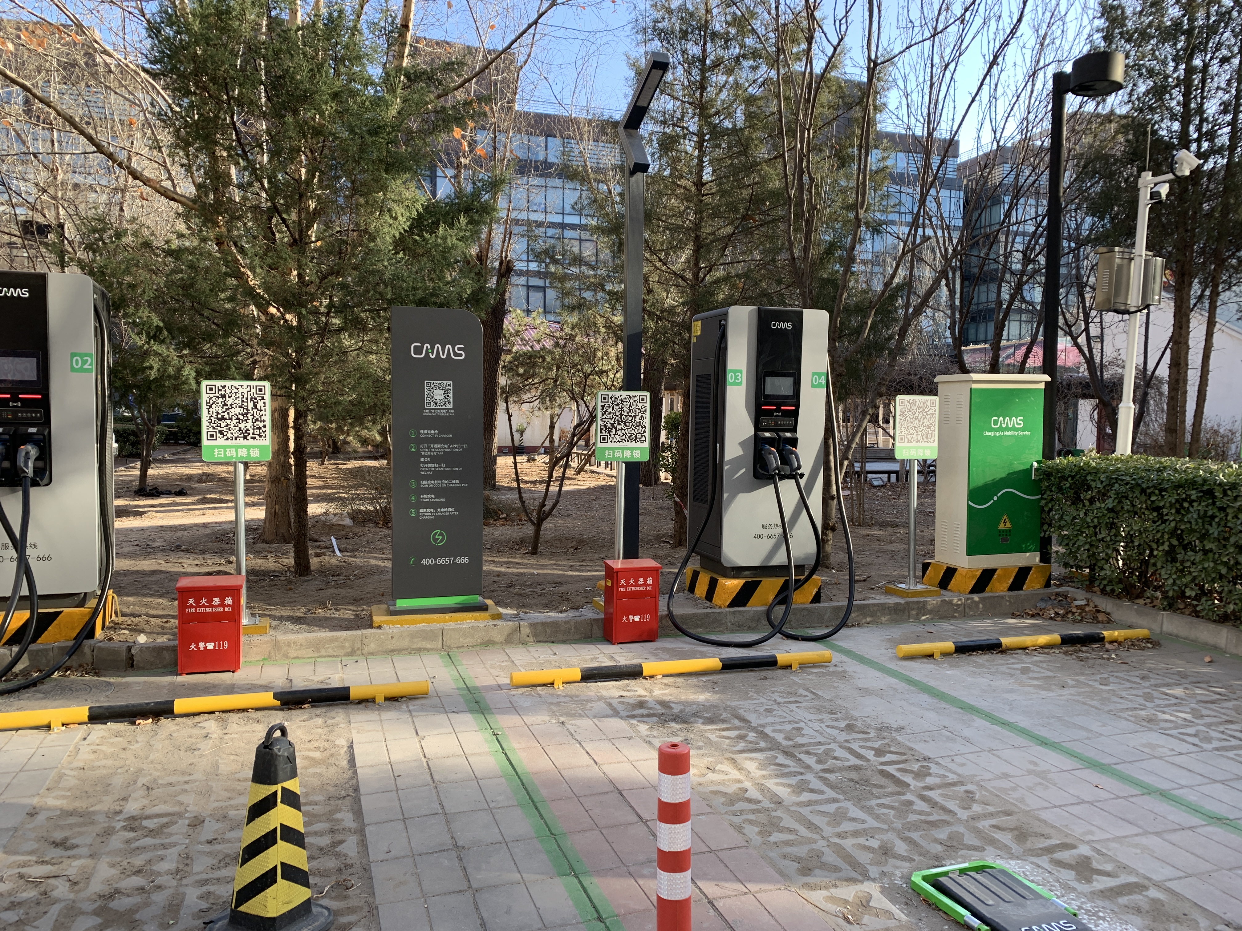 充电桩 电动汽车 纯电动车 新能源 充电站