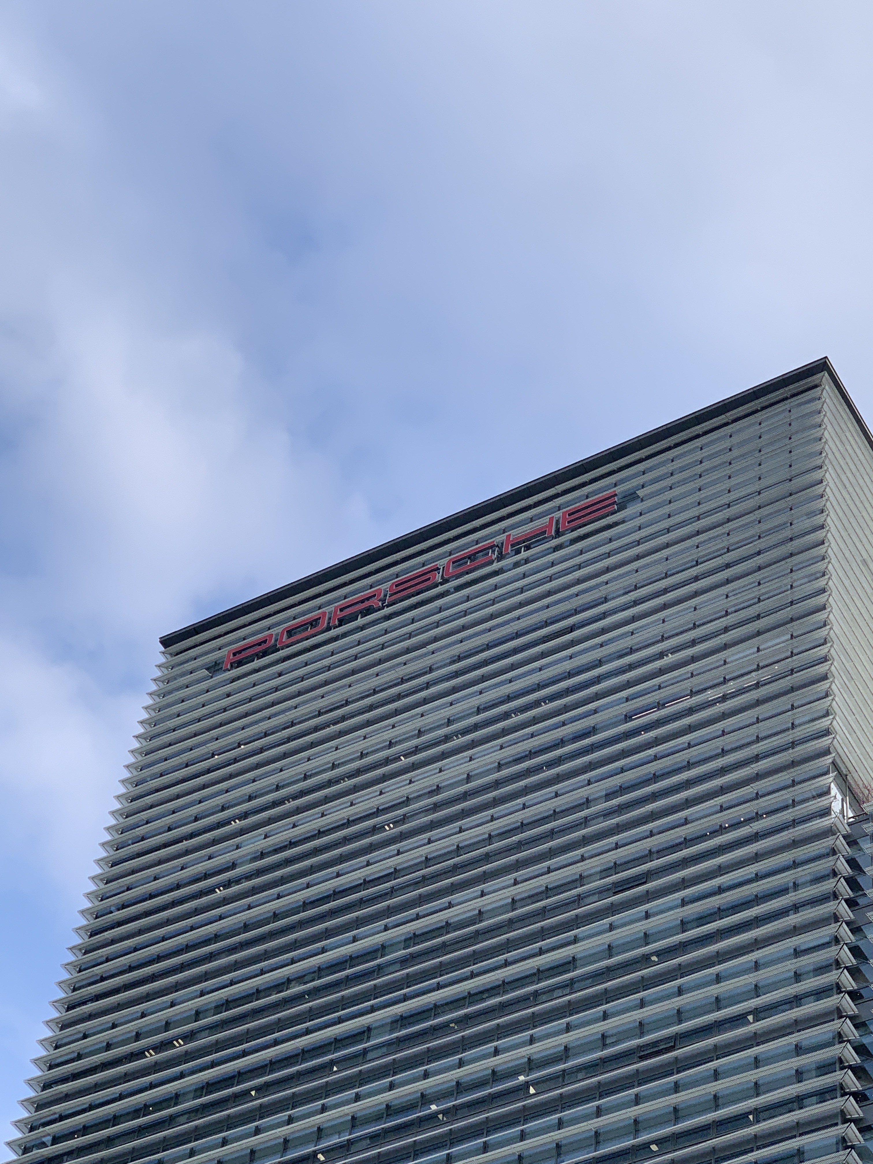 PORSCHE 保时捷 上海 陆家嘴