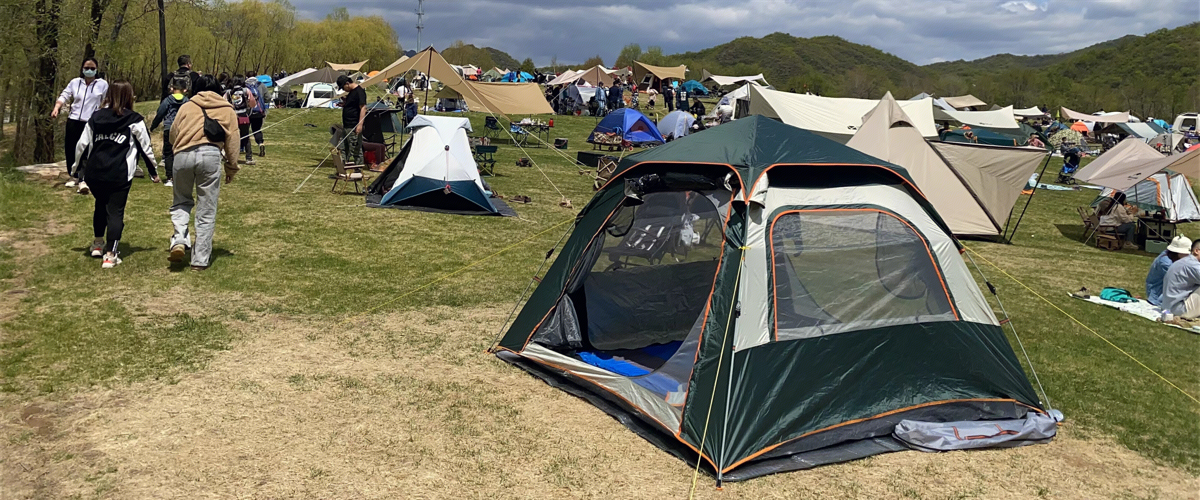 露营  帐篷  春游  露营地