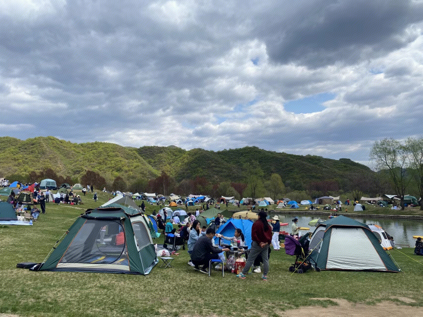 露营  帐篷  春游  露营地