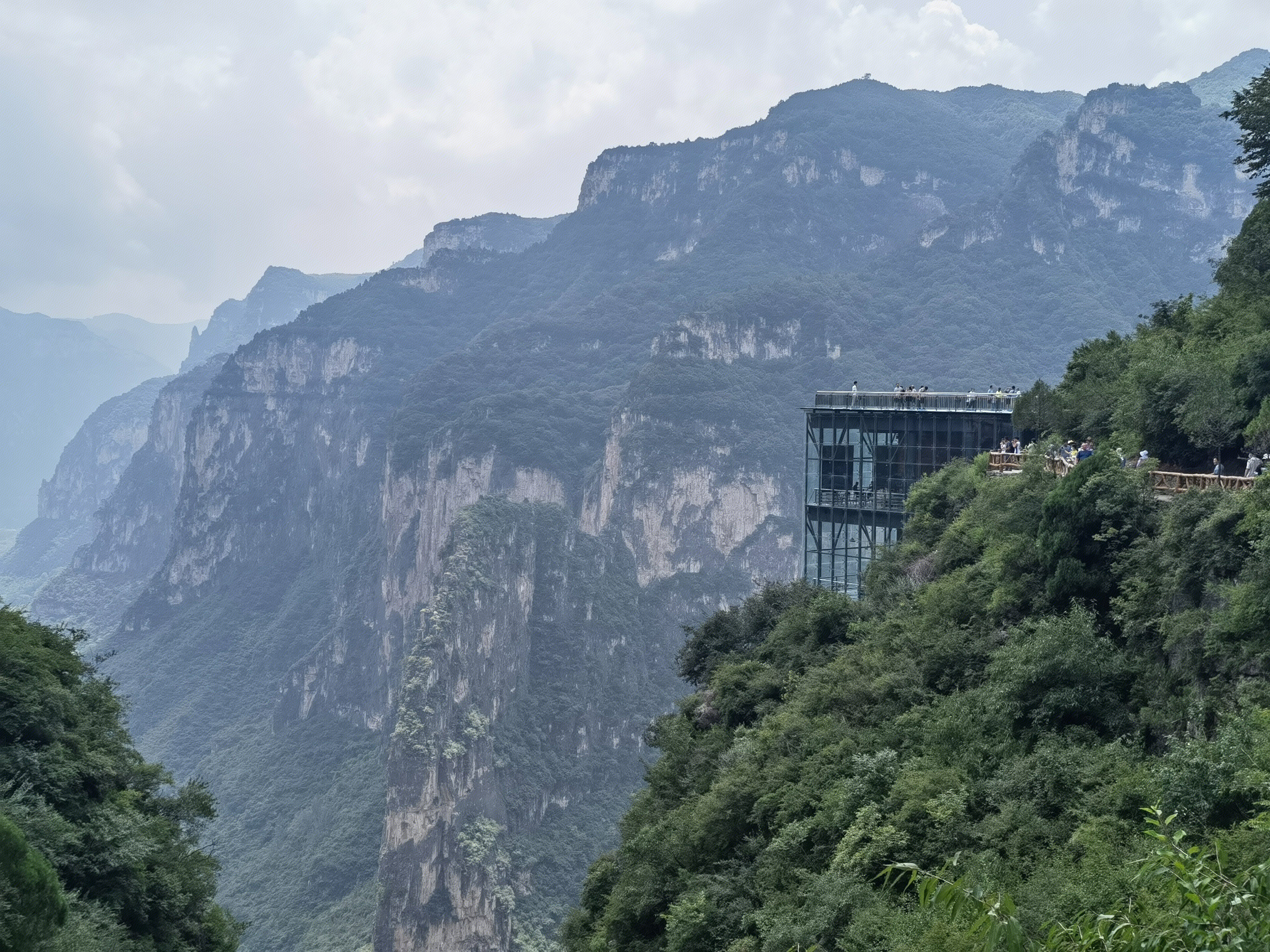 太行山 八泉峡景区 高山 山峰
