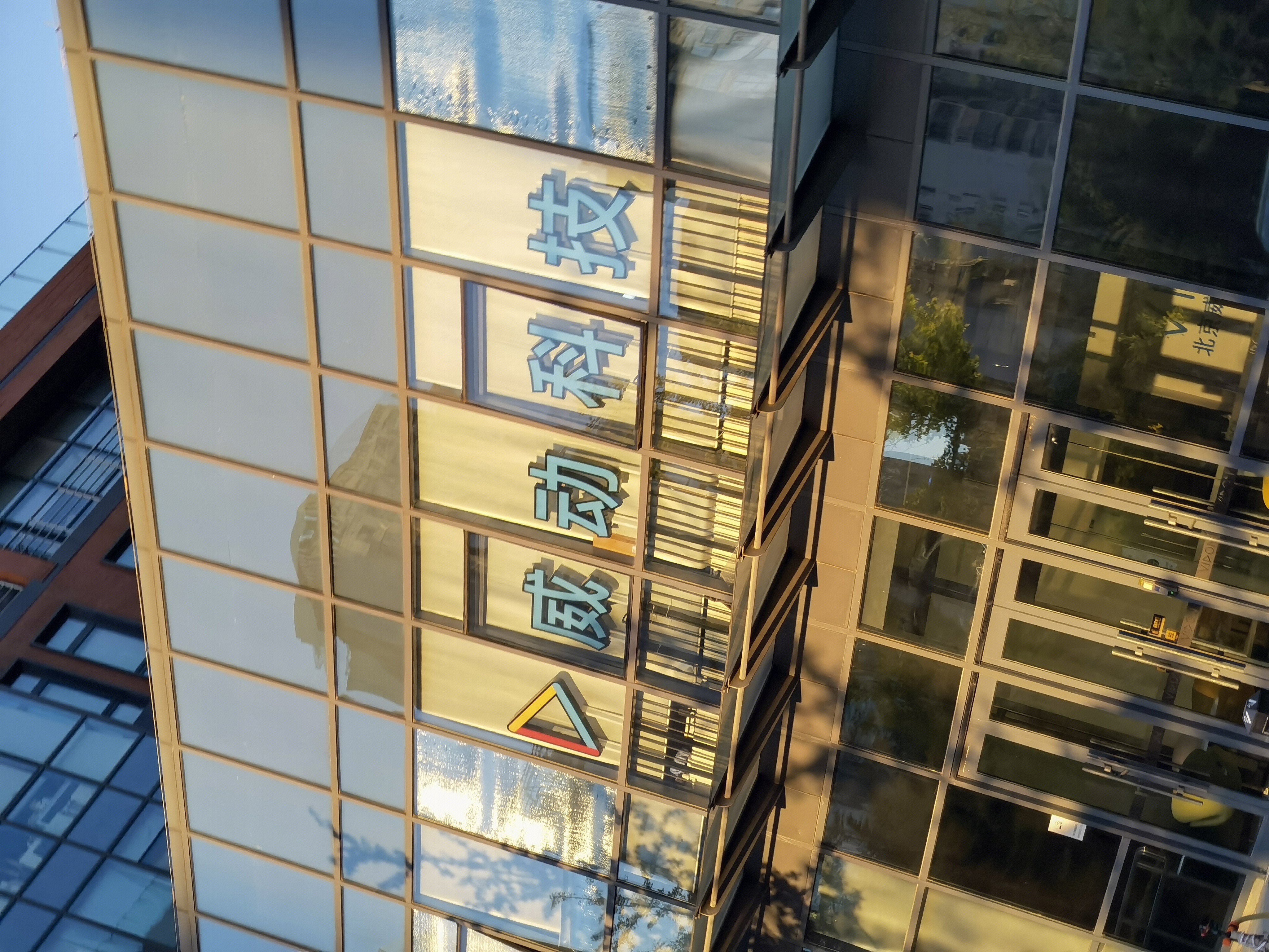 威动科技 家庭影院 家庭影音 个人多媒体 私家影院 客厅影院