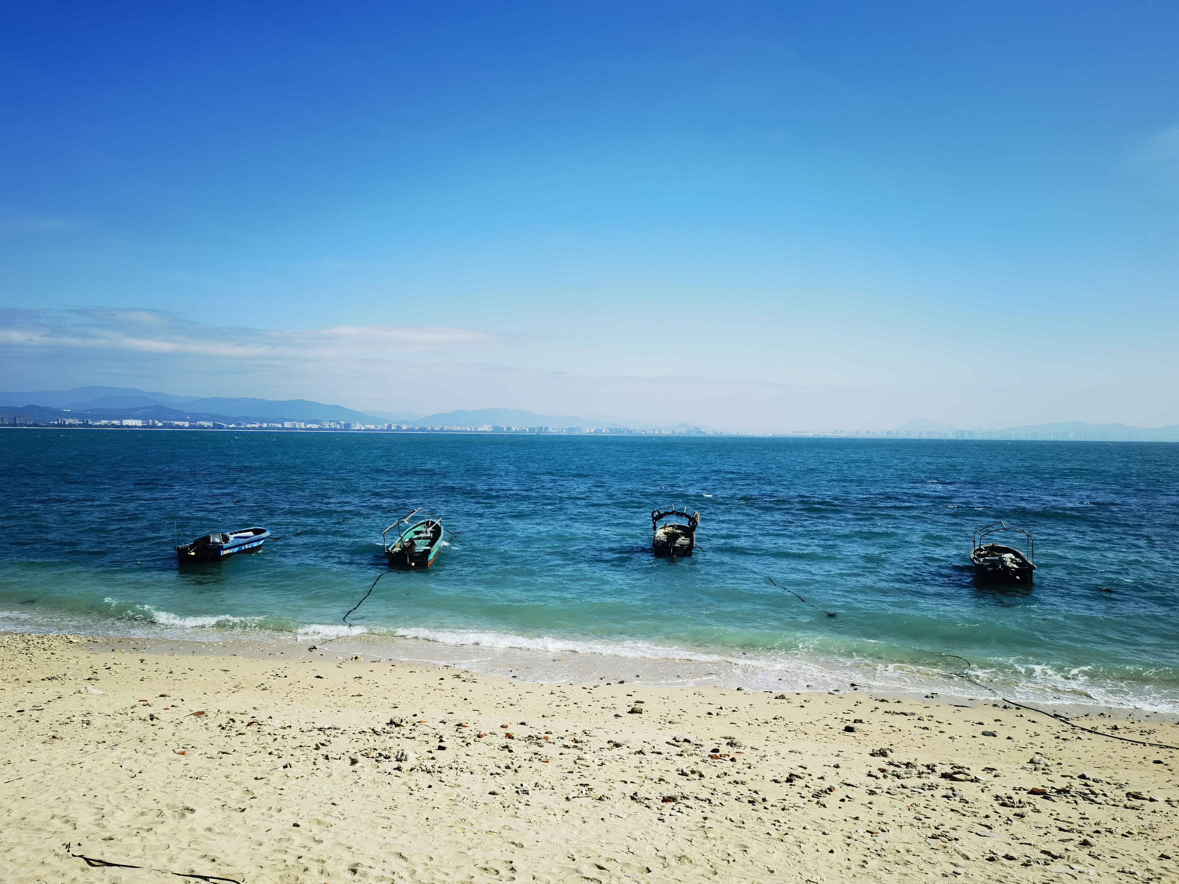 海滩 海水 渔船 西岛 海南三亚