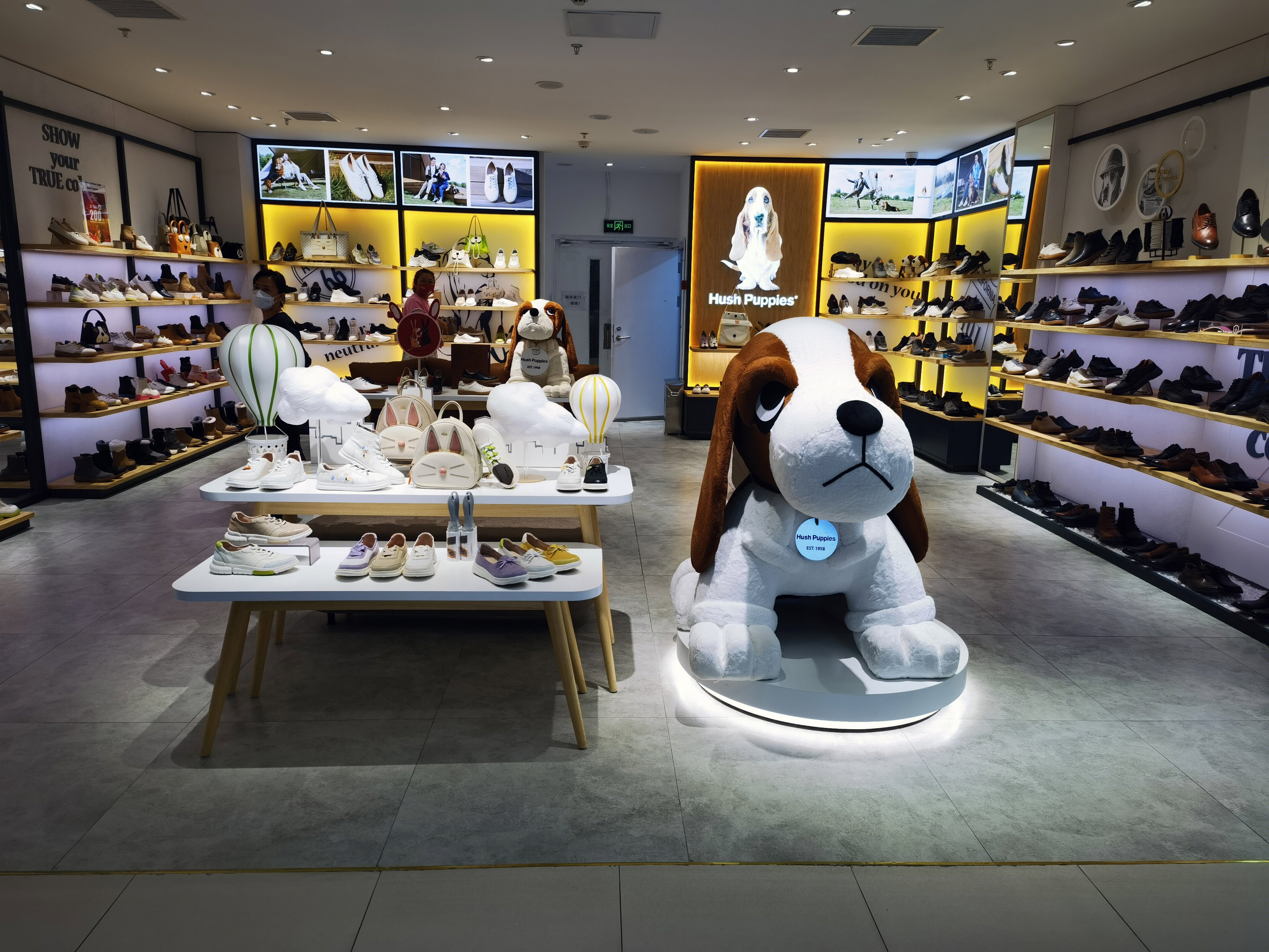 暇步士 HUSH PUPPIES 男鞋 男装