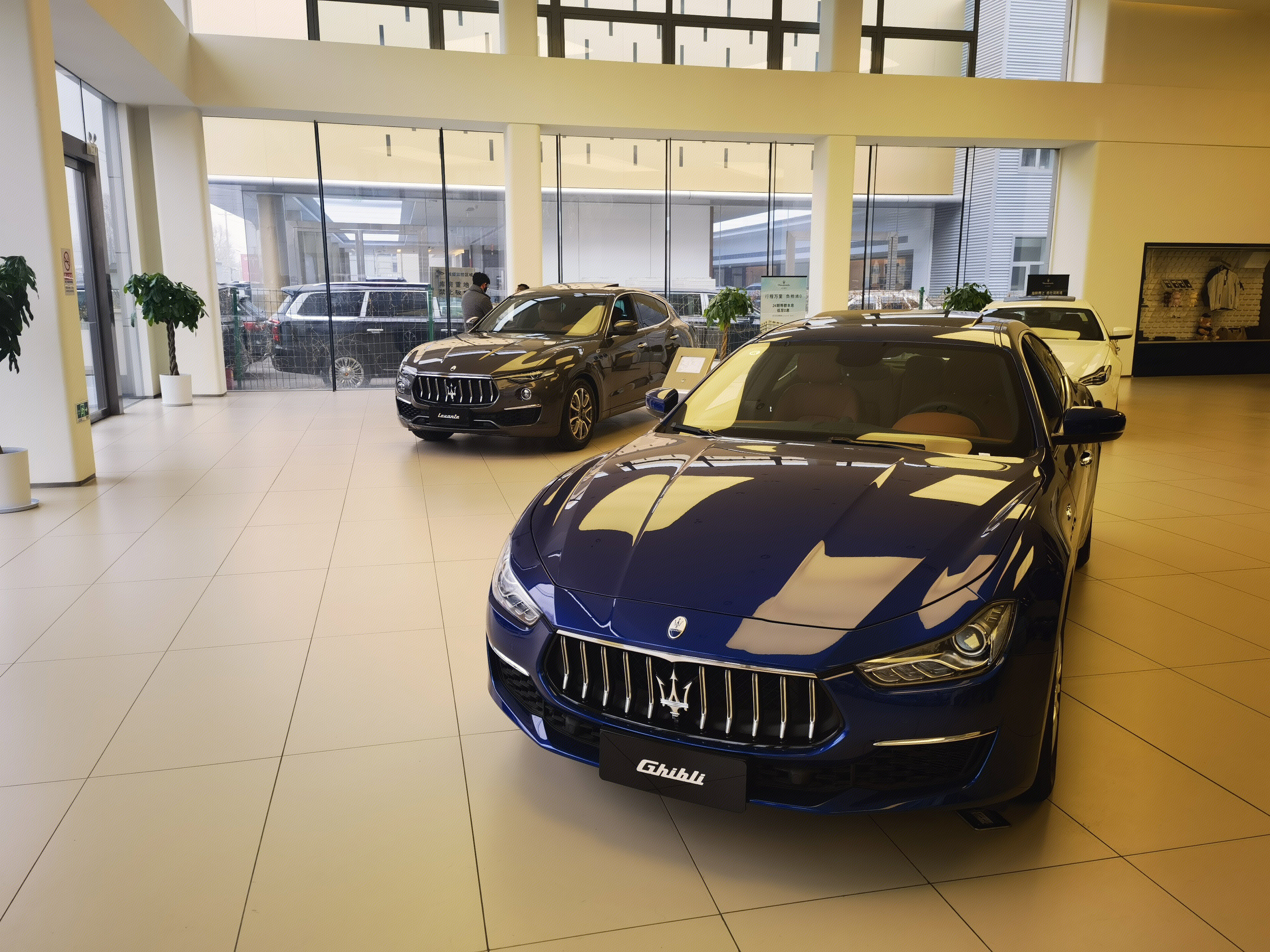 玛莎拉蒂 汽车 豪华汽车 豪车