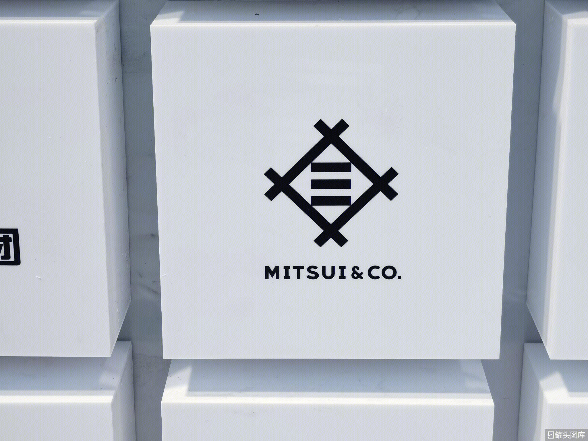 mitsui outlet nike shoes