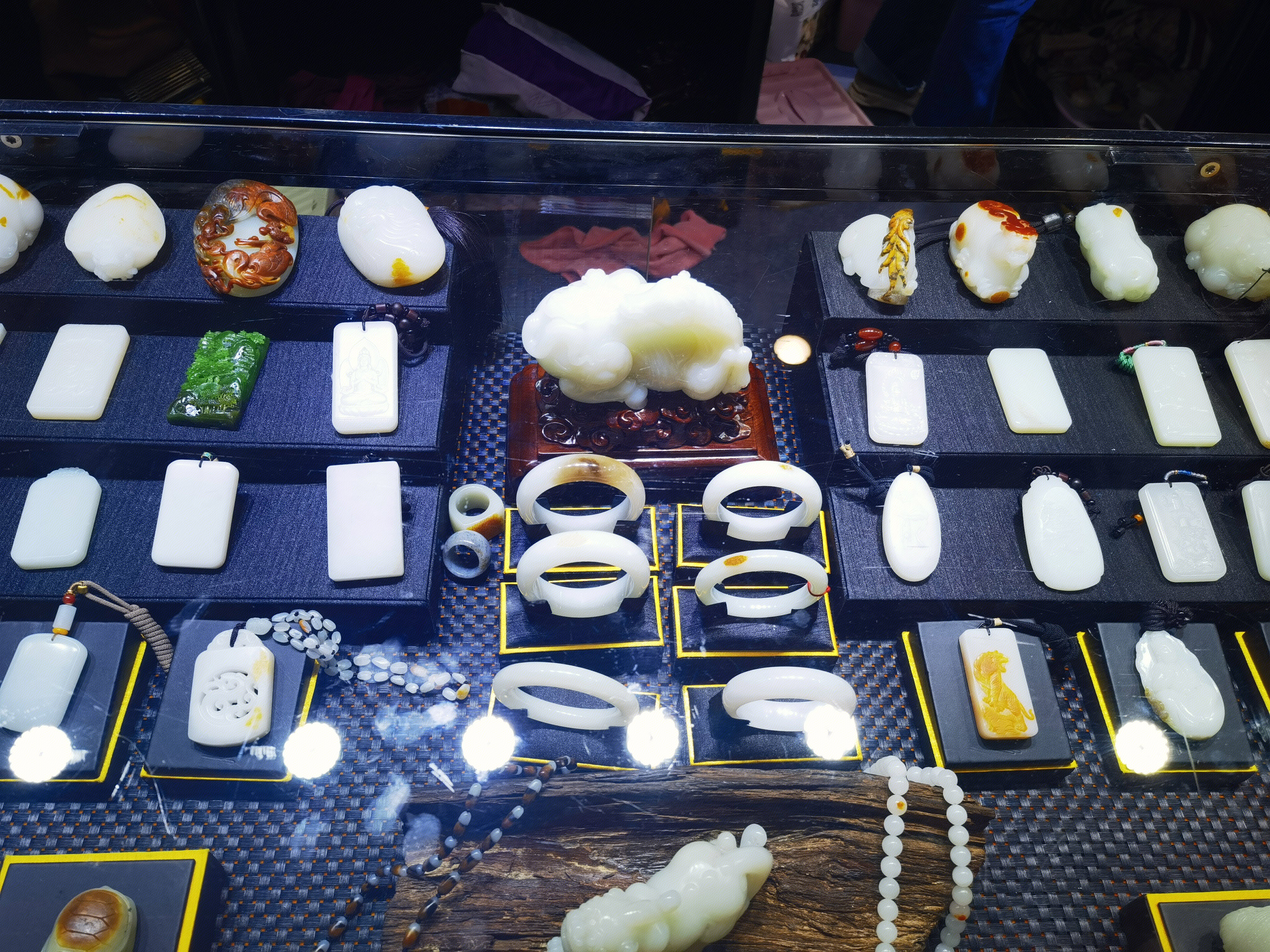 玉器 项链耳环手链玉镯手镯吊坠 玉器 珠宝 首饰