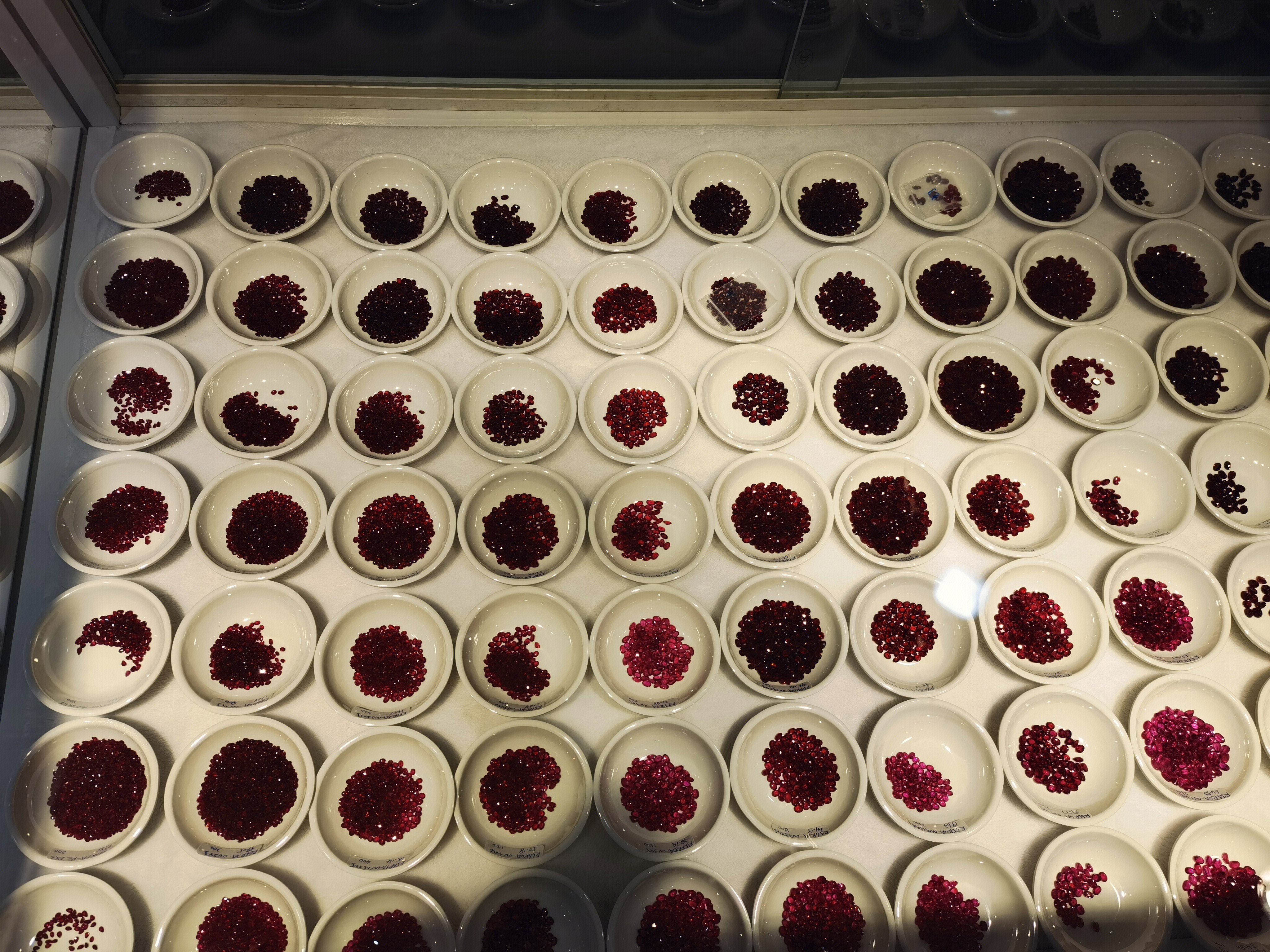 红宝石 项链耳环手链玉镯手镯吊坠 玉器 珠宝 首饰