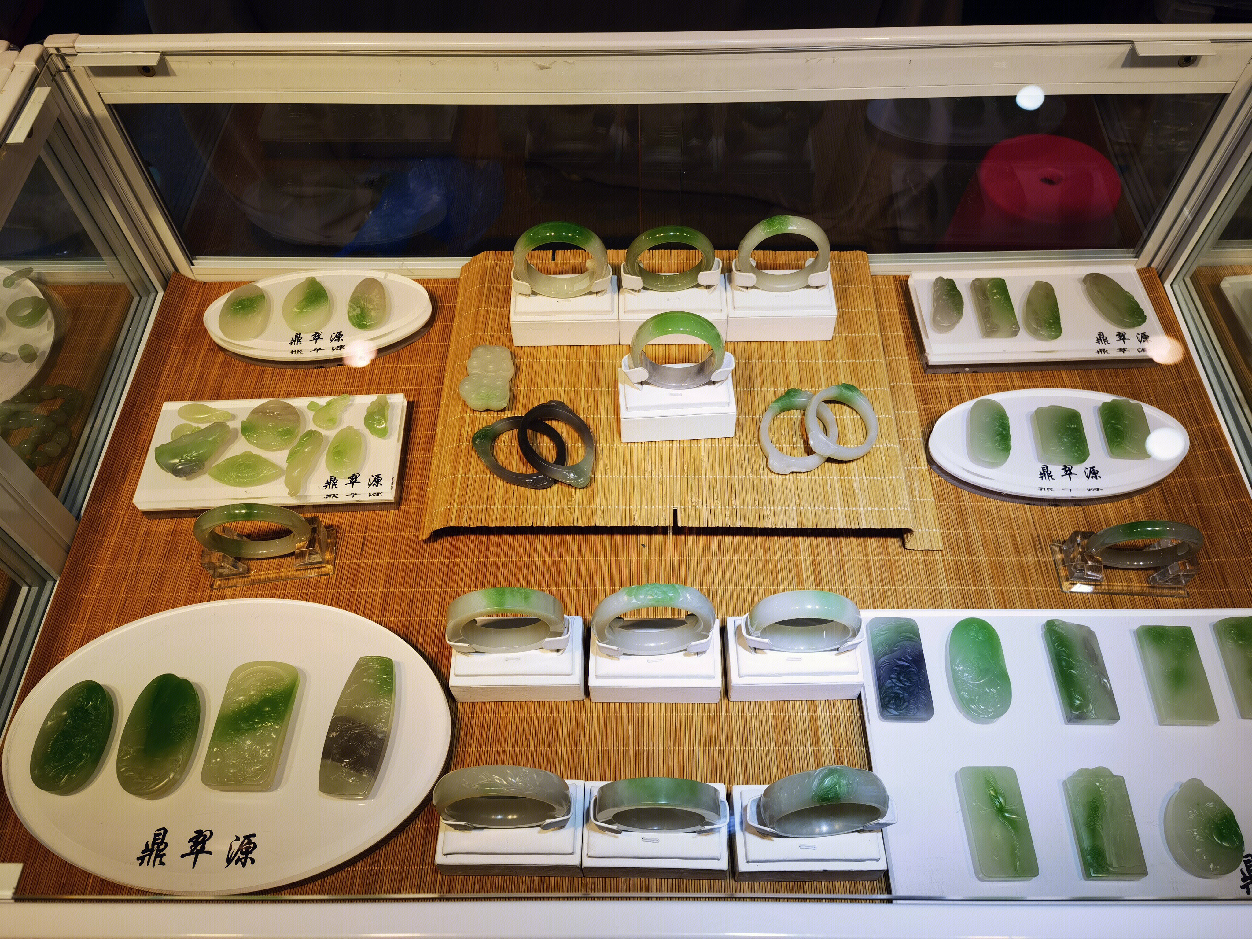 玉器  项链耳环手链玉镯手镯 玉器 珠宝 首饰