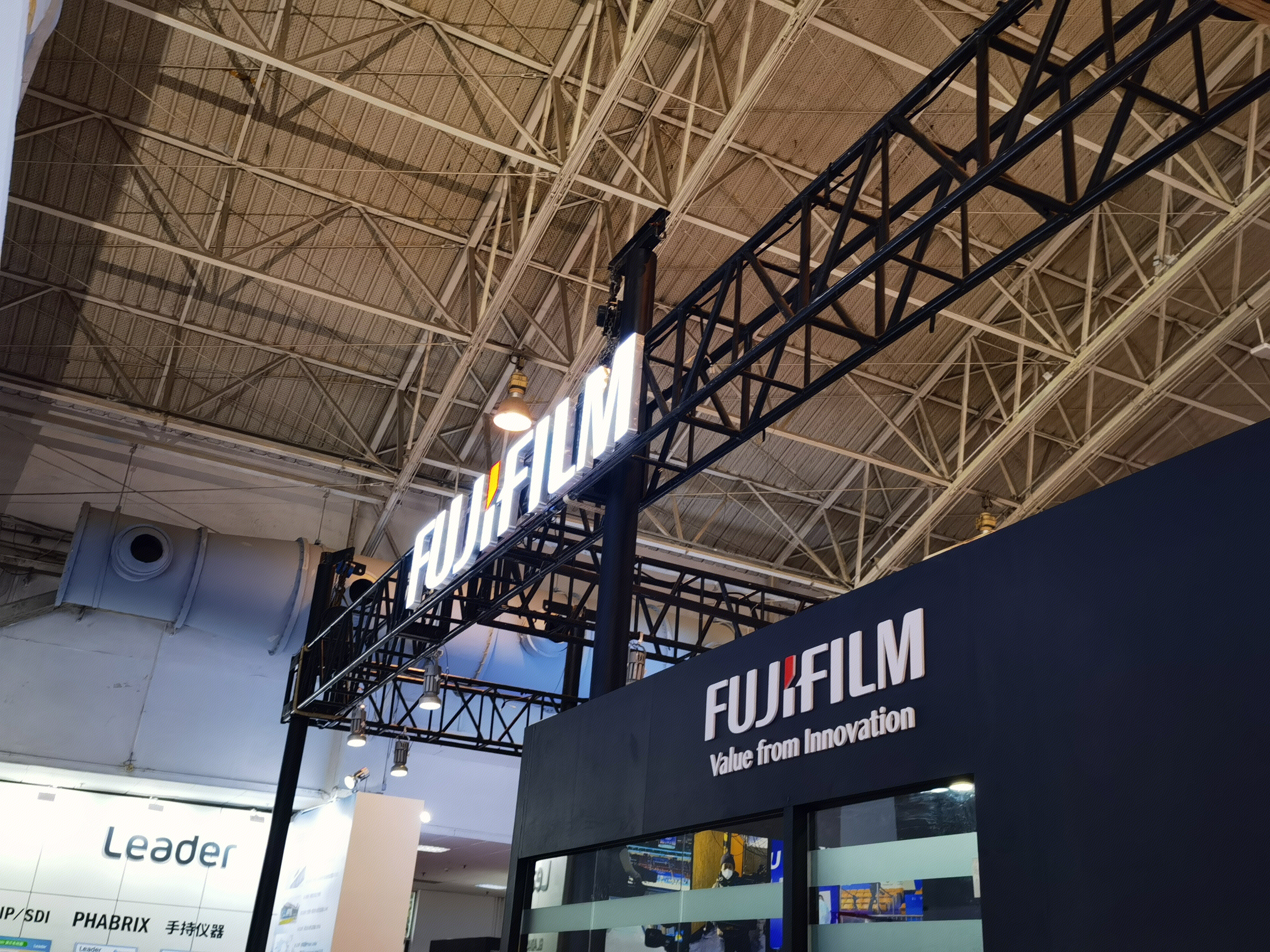 富士胶片 FUJIFILM