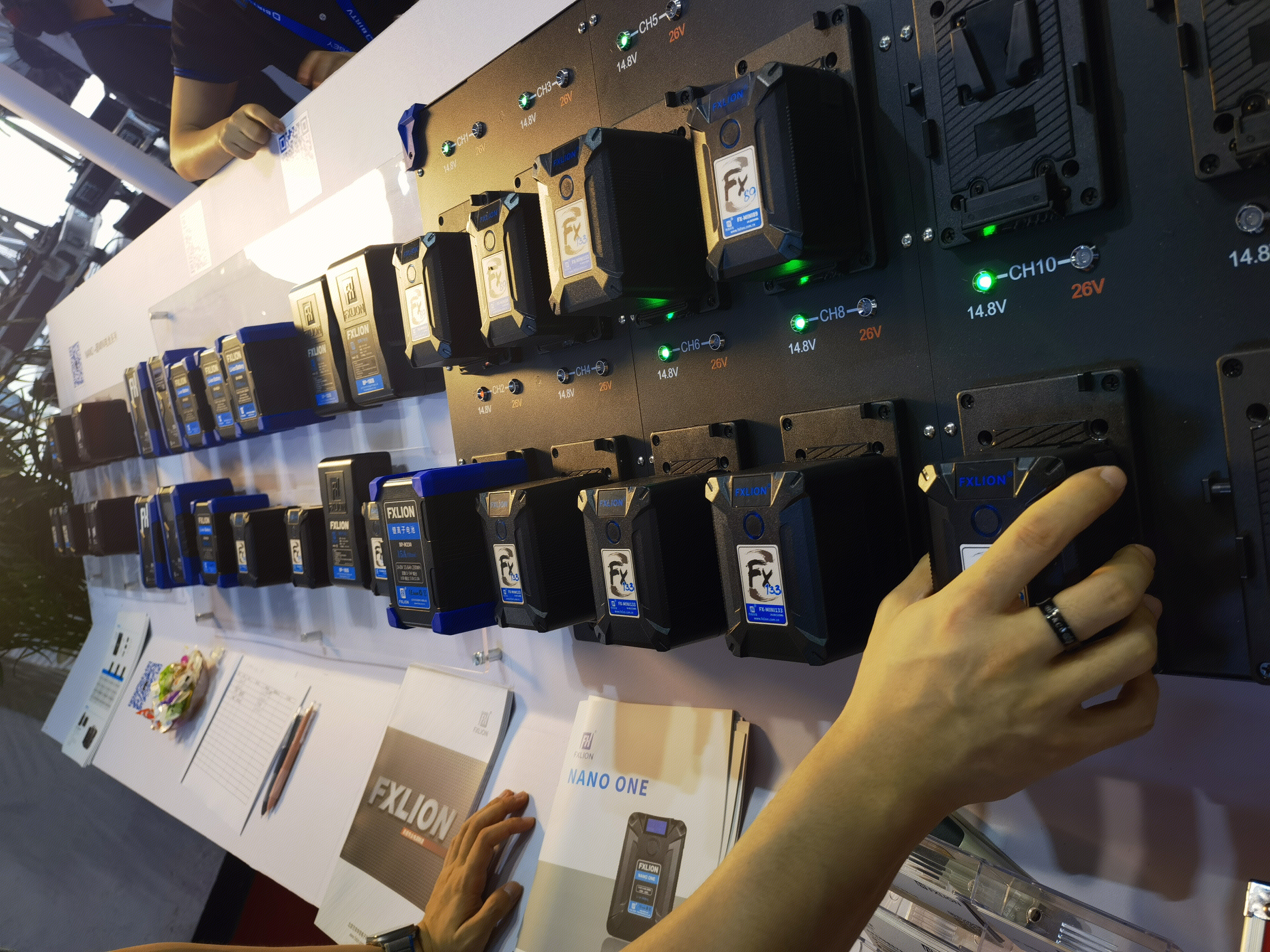 视频拍摄 移动电源