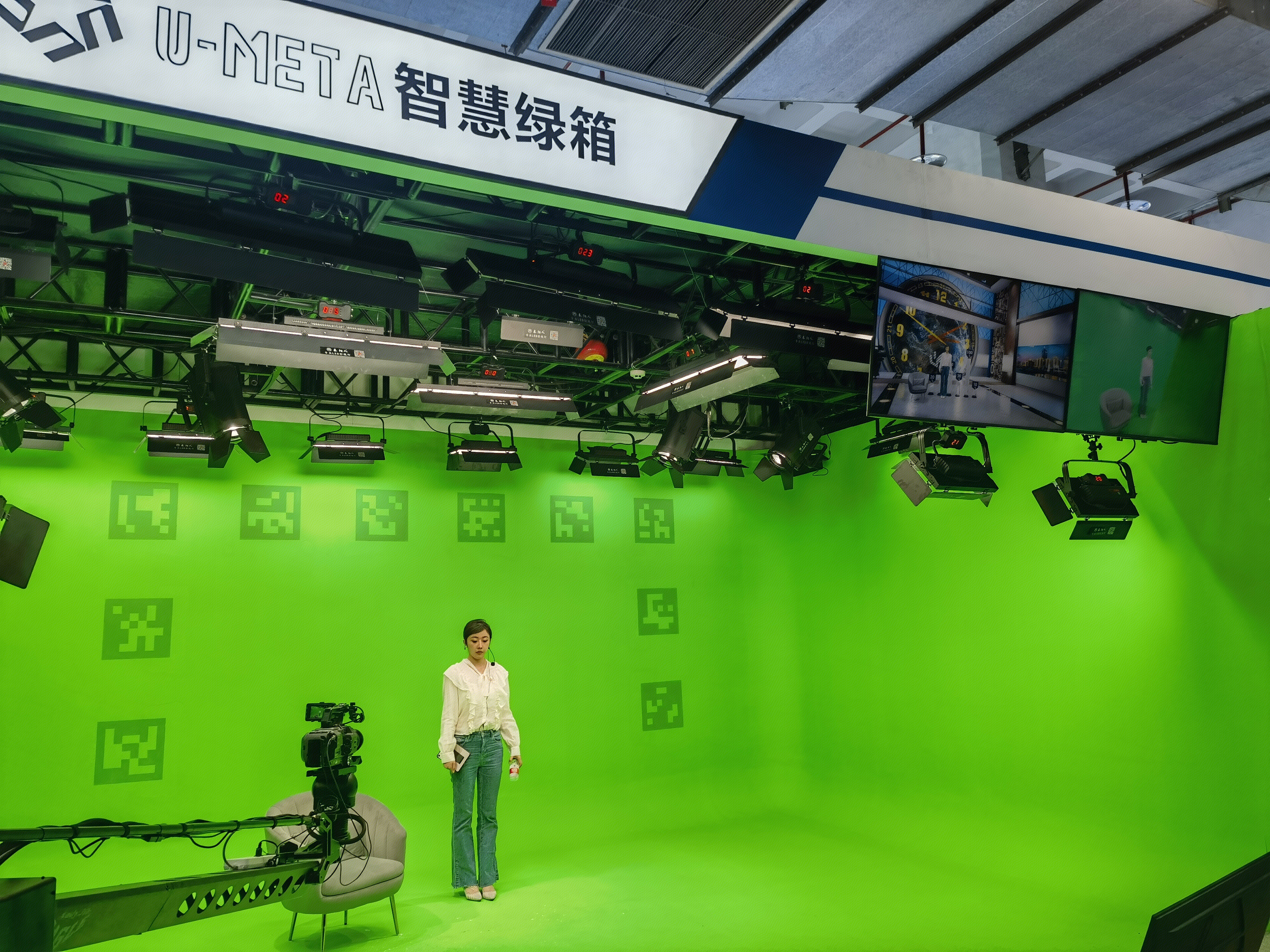 智慧绿箱 绿幕 虚拟场景