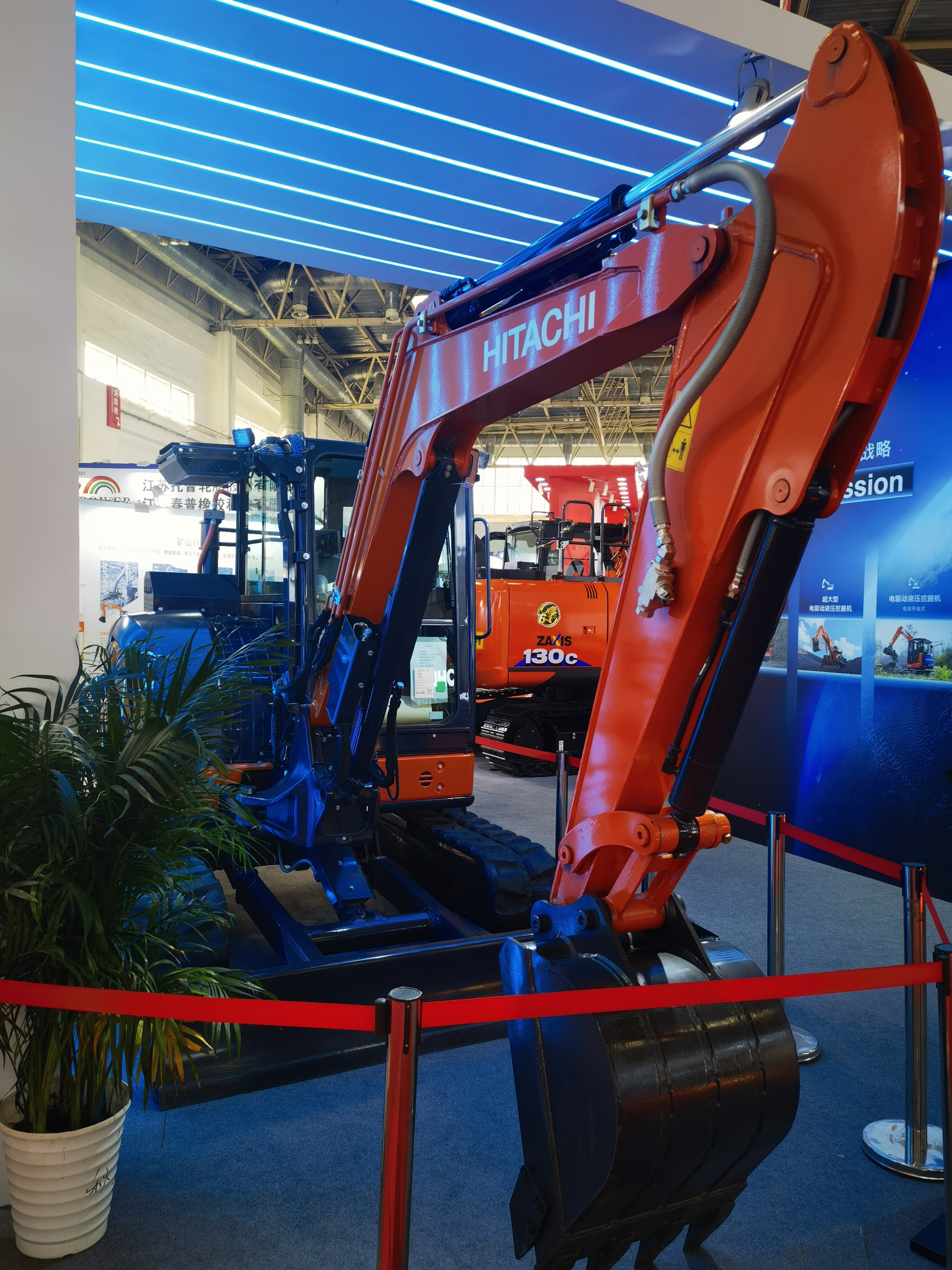 日立挖掘机 HITACHI 工程机械