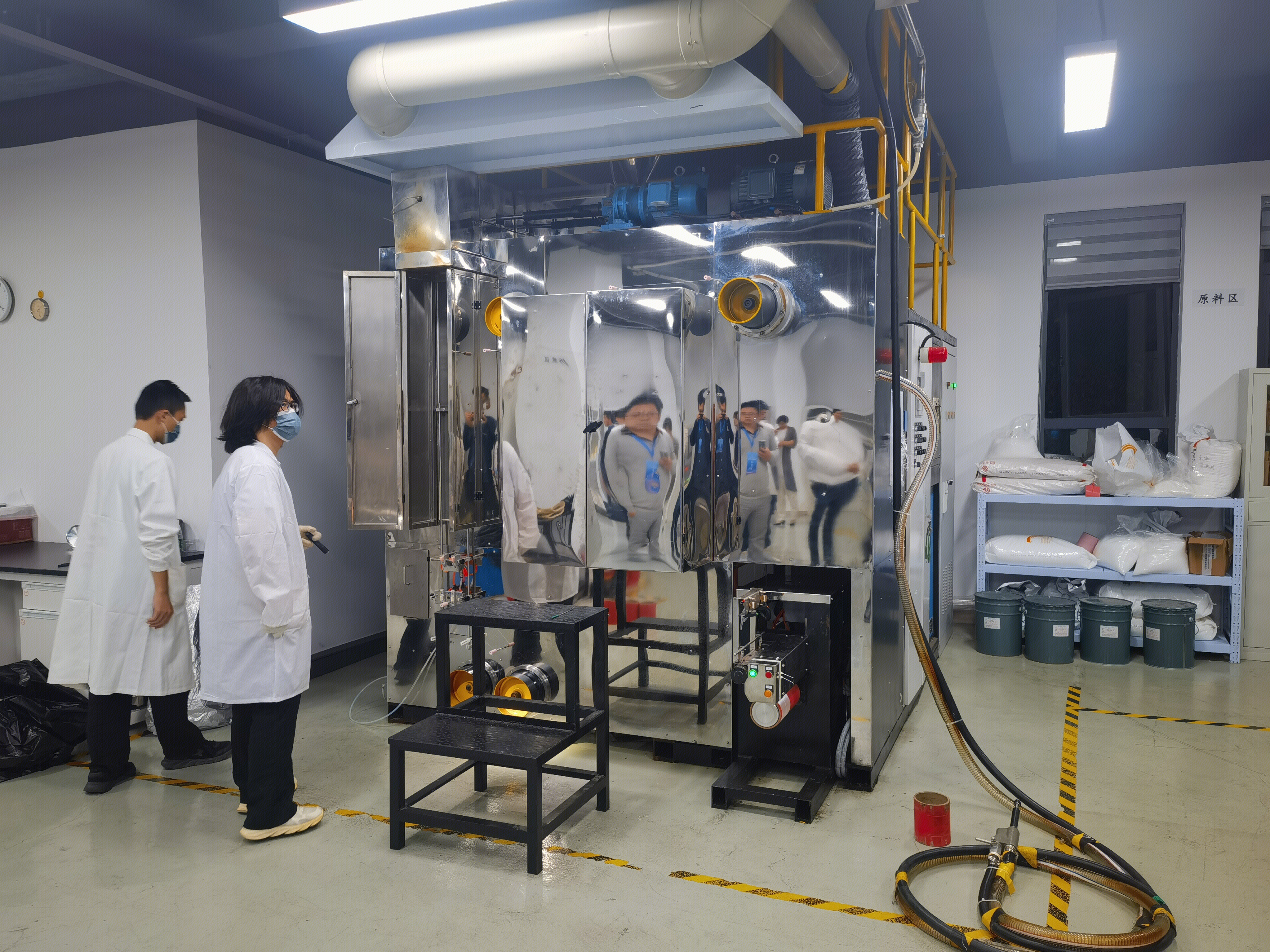 国家先进功能限为创新中心 英蓝实验室 江苏恒力集团