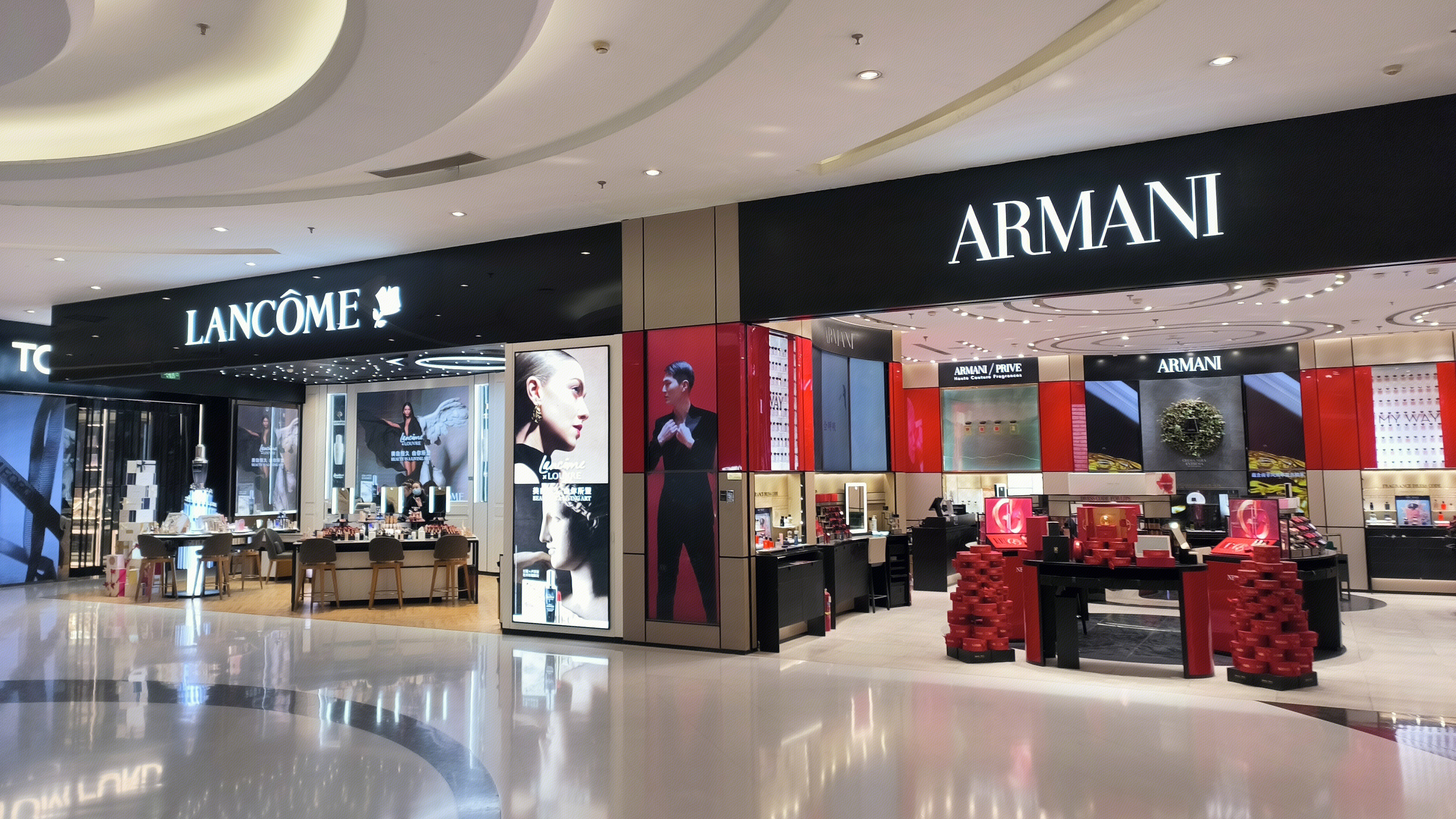 LANCOME 兰蔻 护肤品牌 ARMANI 阿玛尼 美妆品牌 化妆品专柜