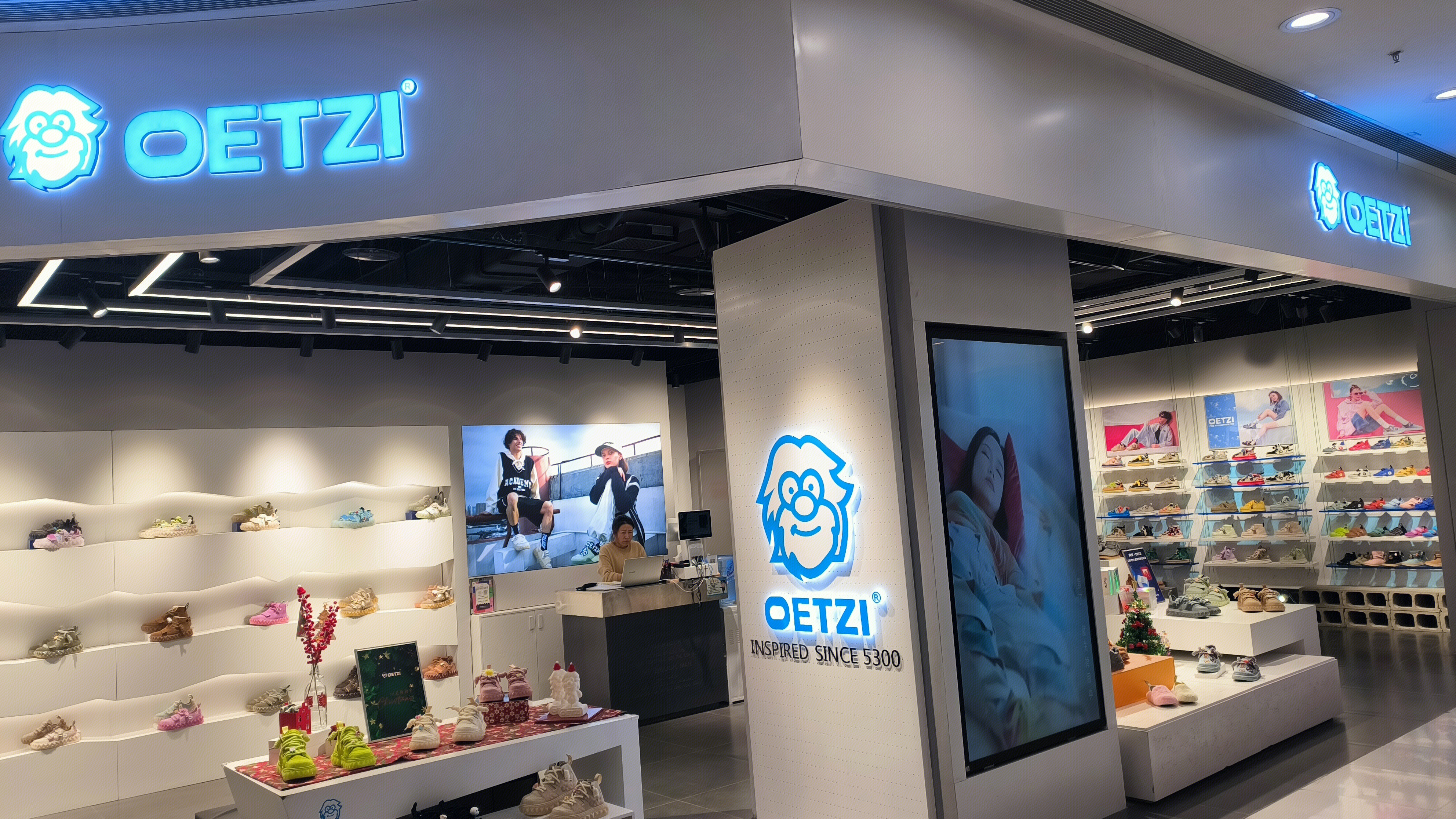 OETZI 冰人奥兹 鞋履品牌