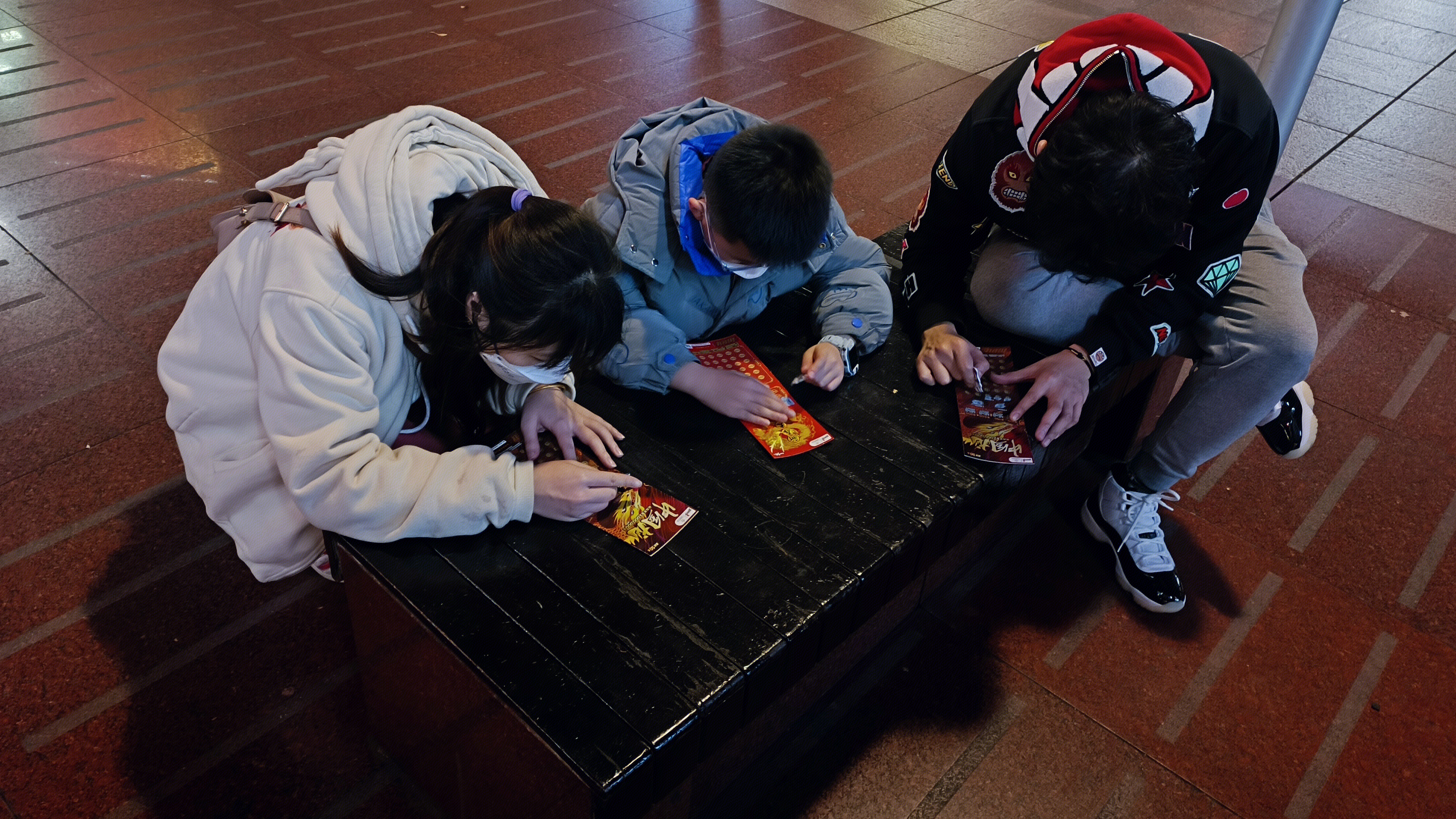 刮彩票 彩票 刮刮乐