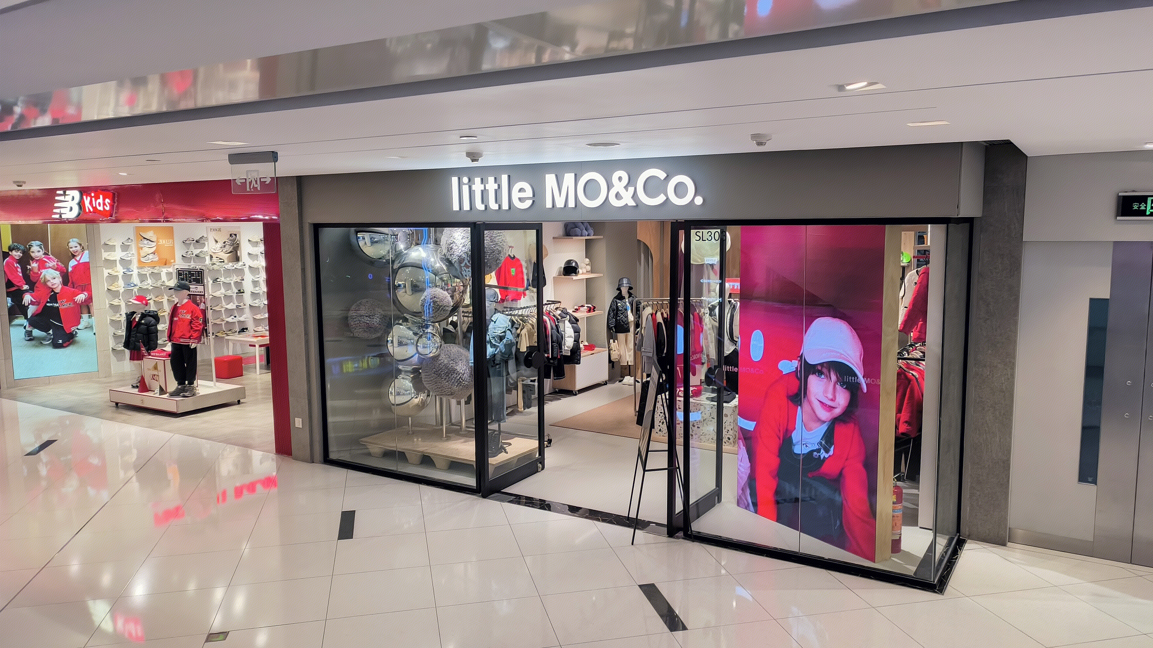 little MO&CO 小摩安珂 童装品牌 童装旗舰店 NB kids 童装店 儿童服饰零售店