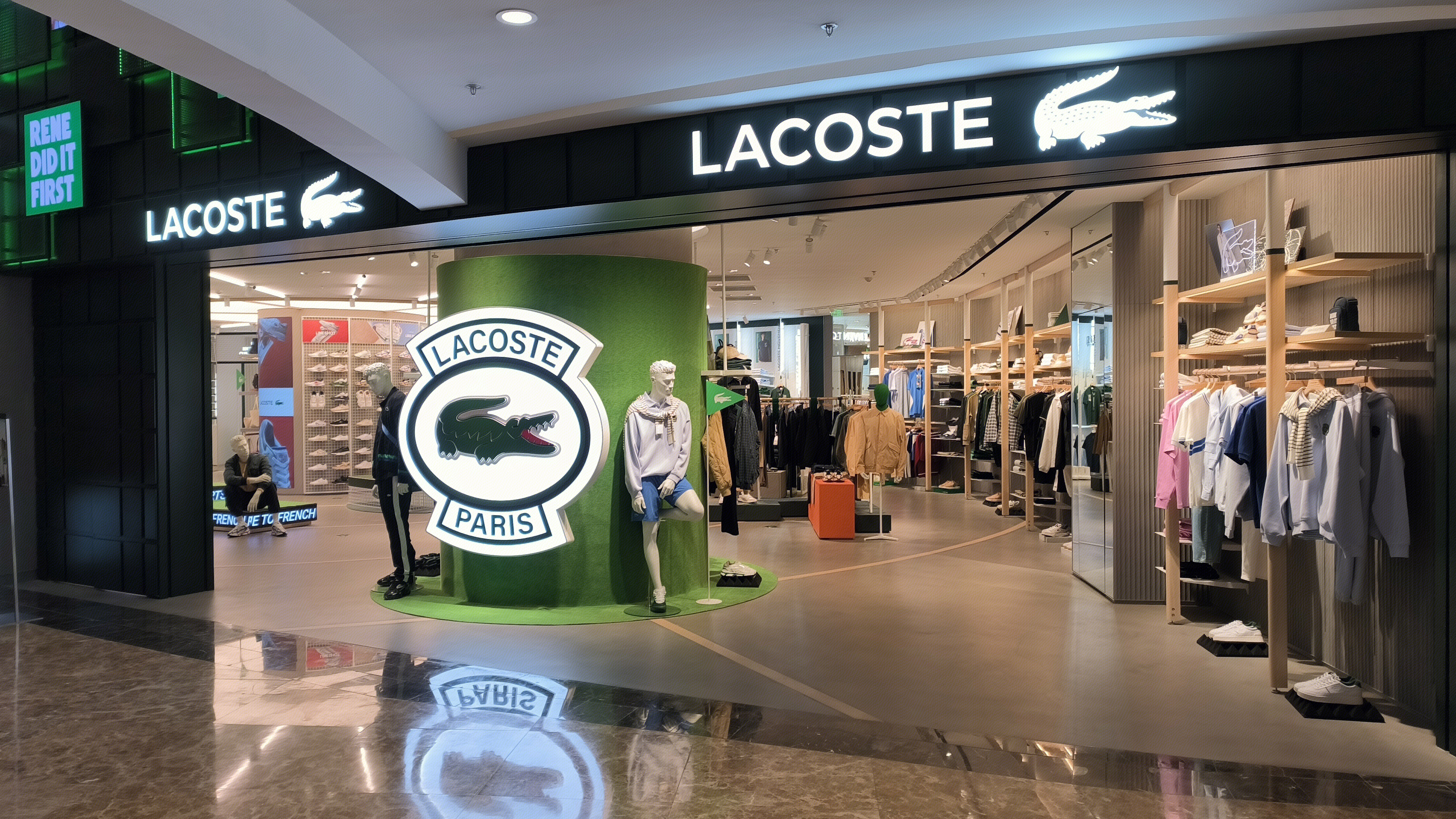 LACOSTE 法国鳄鱼 时尚服饰品牌 皮鞋 服装
