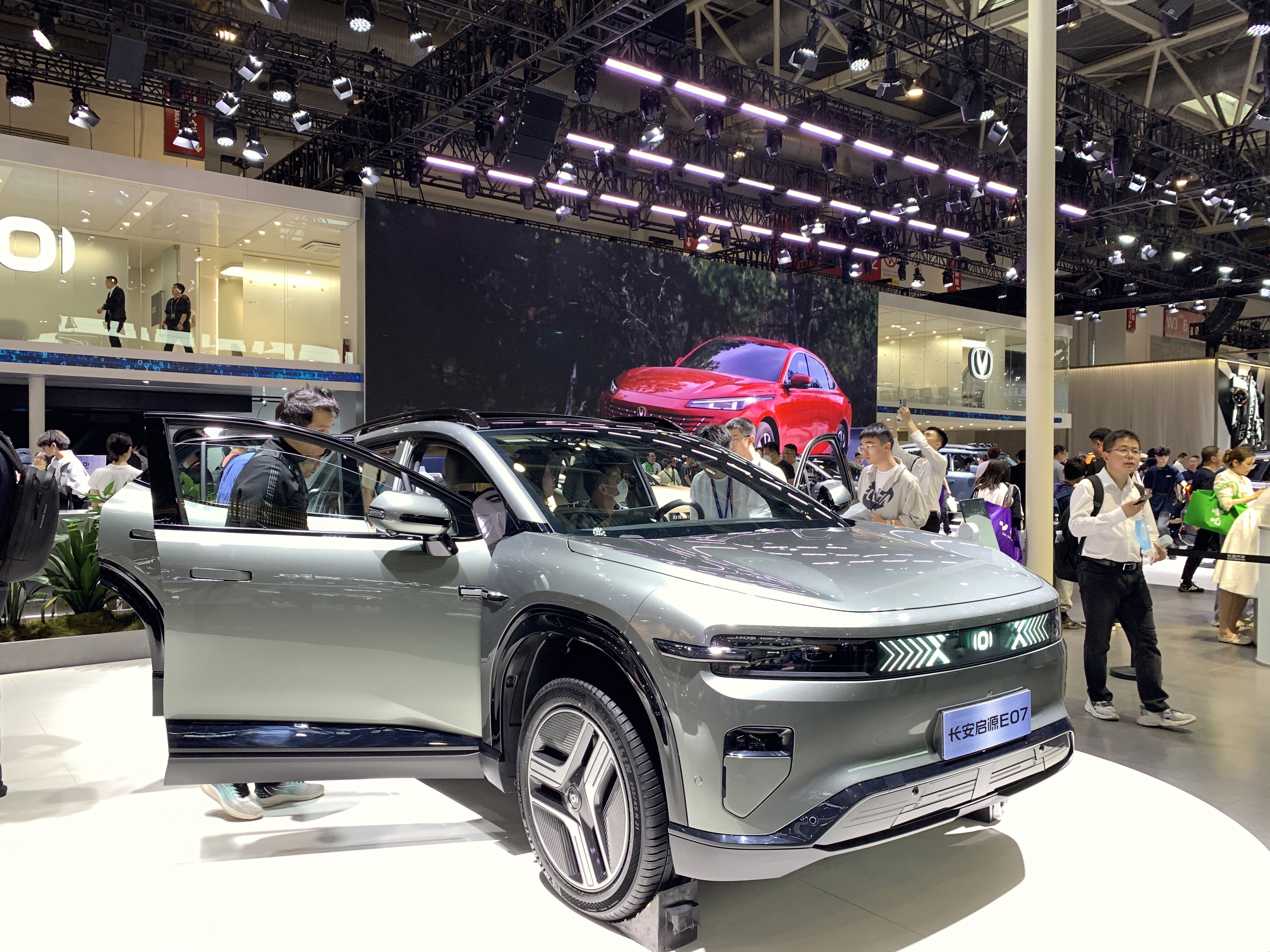 长安汽车 长安集团 CHANGAN 长安启源E07 汽车展