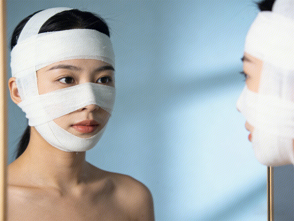 整容 整形 脸部手术 面部整容 头缠绷带