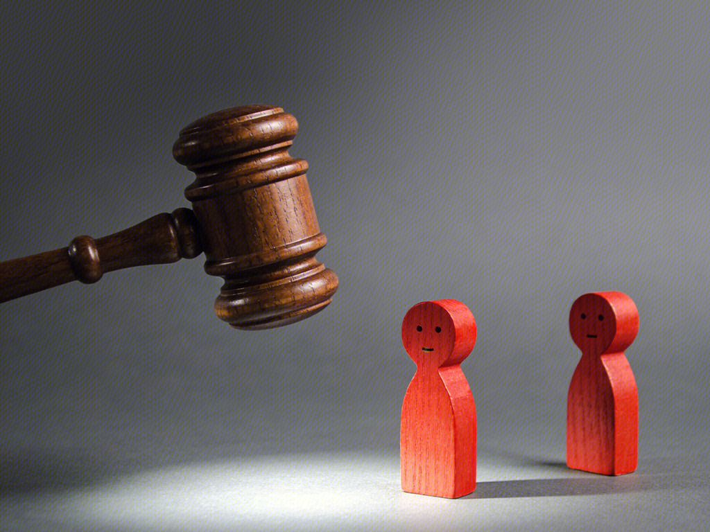 法槌 起诉 诉讼 被告人