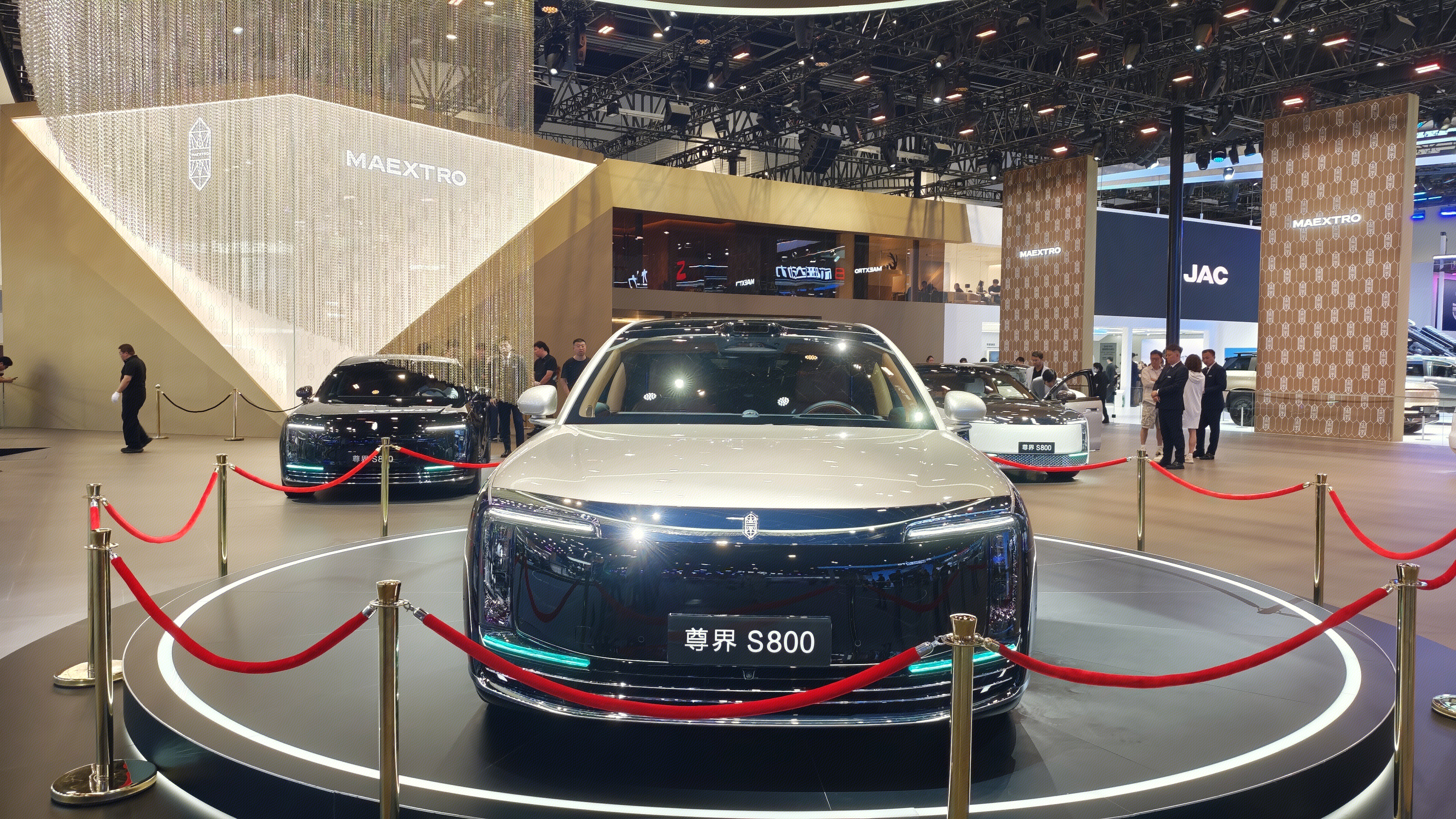 尊界S800 江汽集团与鸿蒙智行合作 豪华旗舰轿车